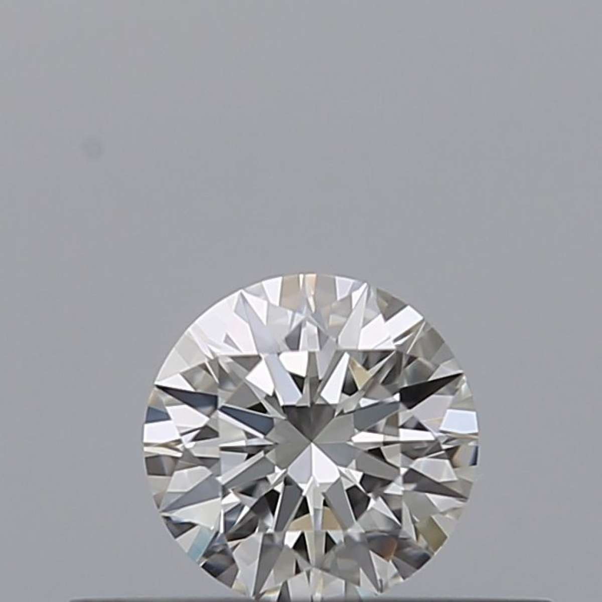 Diamante Certificato GIA Carati 0.24 Colore E Purezza VVS1  EX  EX  EX Fluorescenza NON Brown No Green No Milky No EyeClean 100%