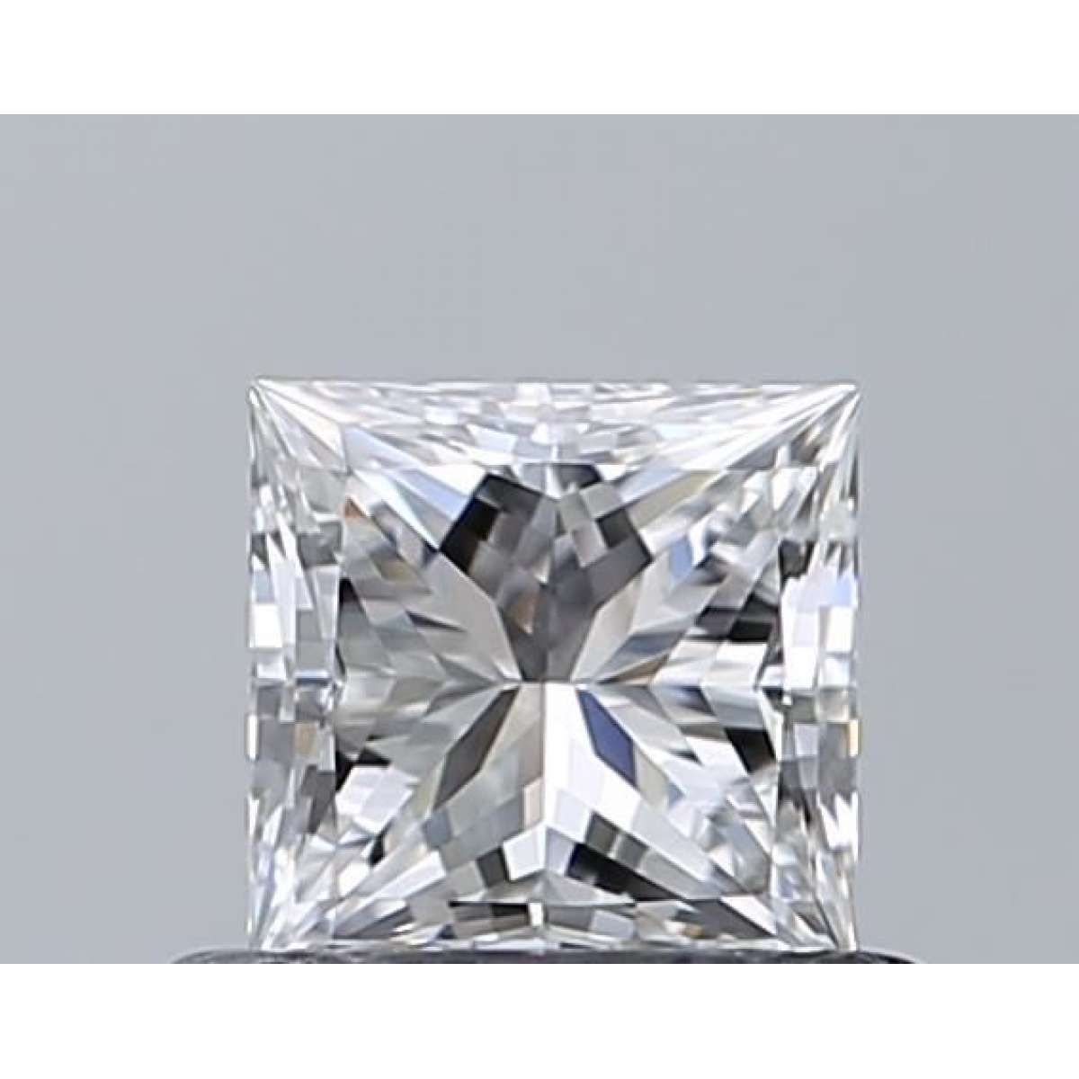 Certified Diamond GIA Carats 0.52 Color D Clarity IF - VG VG Fluorescence NON Brown No Green No Milky No EyeClean 100% Certified Diamond GIA Carats 0.52 Color D Clarity IF - VG VG Fluorescence NON Brown No Green No Milky No EyeClean 100%