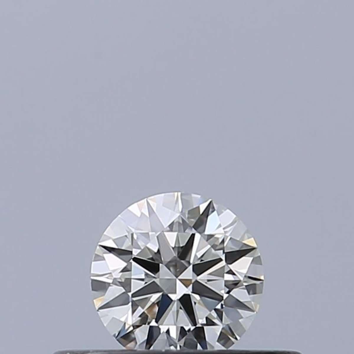Certified Diamond IGI Carats 0.2 Color G Clarity VVS2  EX  EX  EX Fluorescence NON Brown No Milky No EyeClean 100%