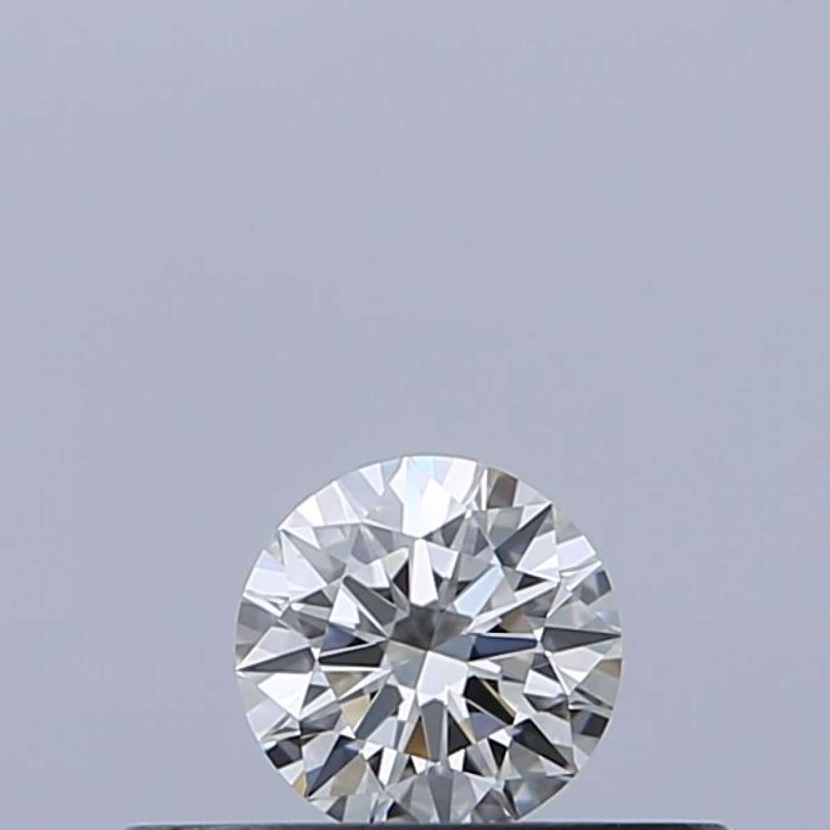 Certified Diamond IGI Carats 0.19 Color F Clarity VVS1  EX  EX  EX Fluorescence NON Brown No Milky No EyeClean 100%