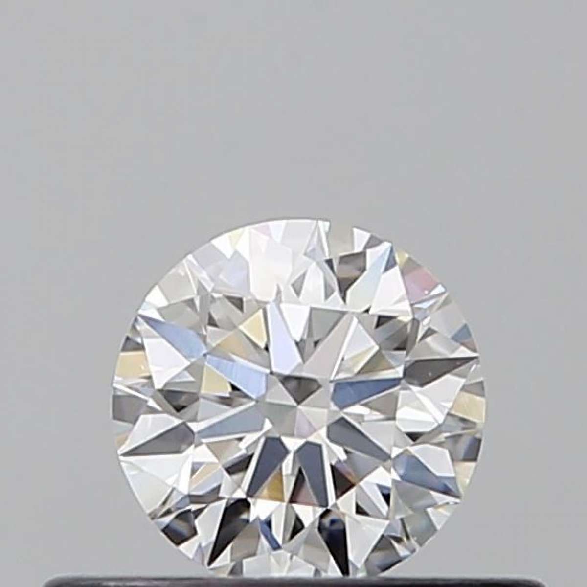 Certified Diamond GIA Carats 0.32 Color F Clarity VVS2 EX EX EX Fluorescence NON Brown No Green No Milky No EyeClean 100% Certified Diamond GIA Carats 0.32 Color F Clarity VVS2 EX EX EX Fluorescence NON Brown No Green No Milky No EyeClean 100%