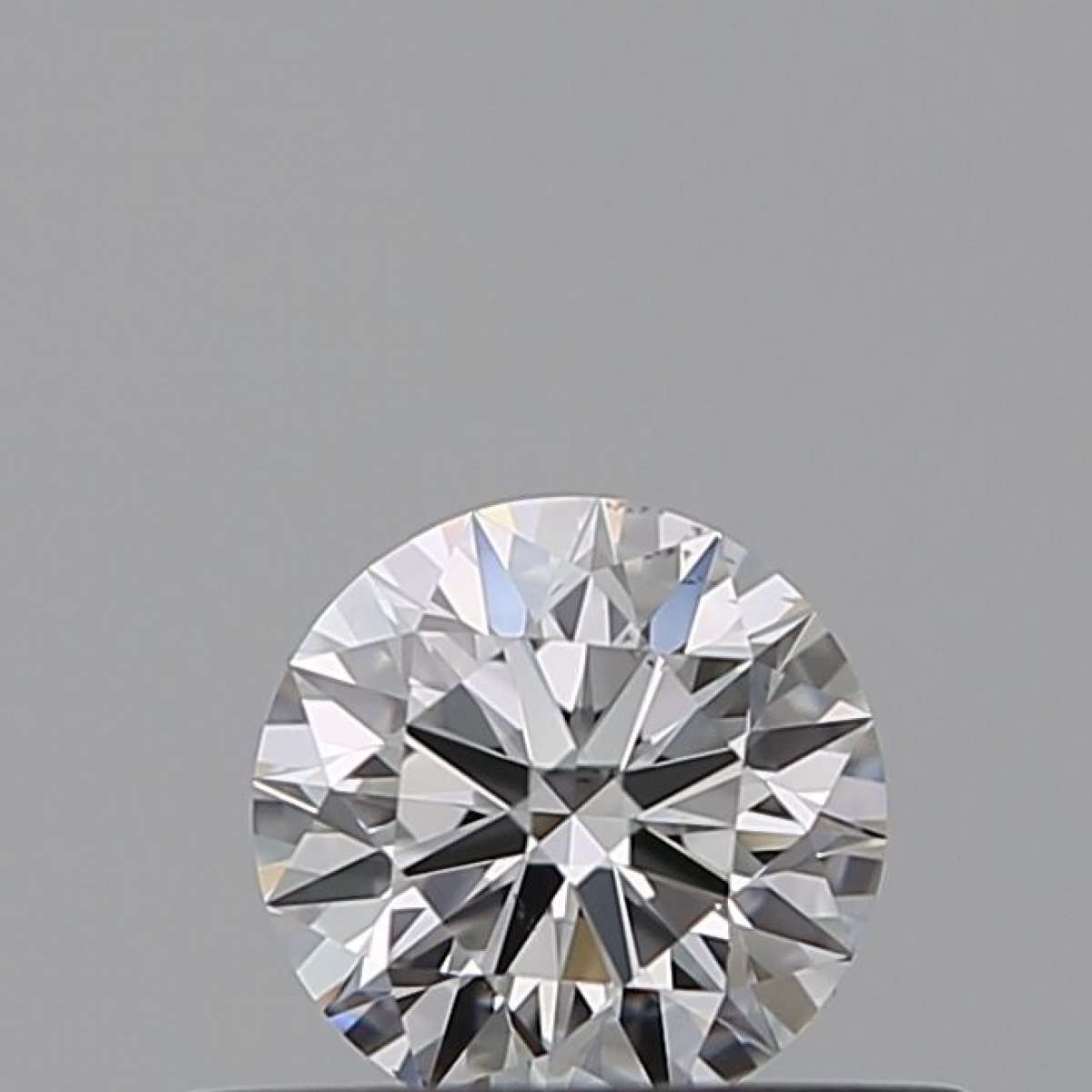 Certified Diamond GIA Carats 0.32 Color E Clarity VS2 EX EX EX Fluorescence NON Brown No Green No Milky No EyeClean 100% Certified Diamond GIA Carats 0.32 Color E Clarity VS2 EX EX EX Fluorescence NON Brown No Green No Milky No EyeClean 100%