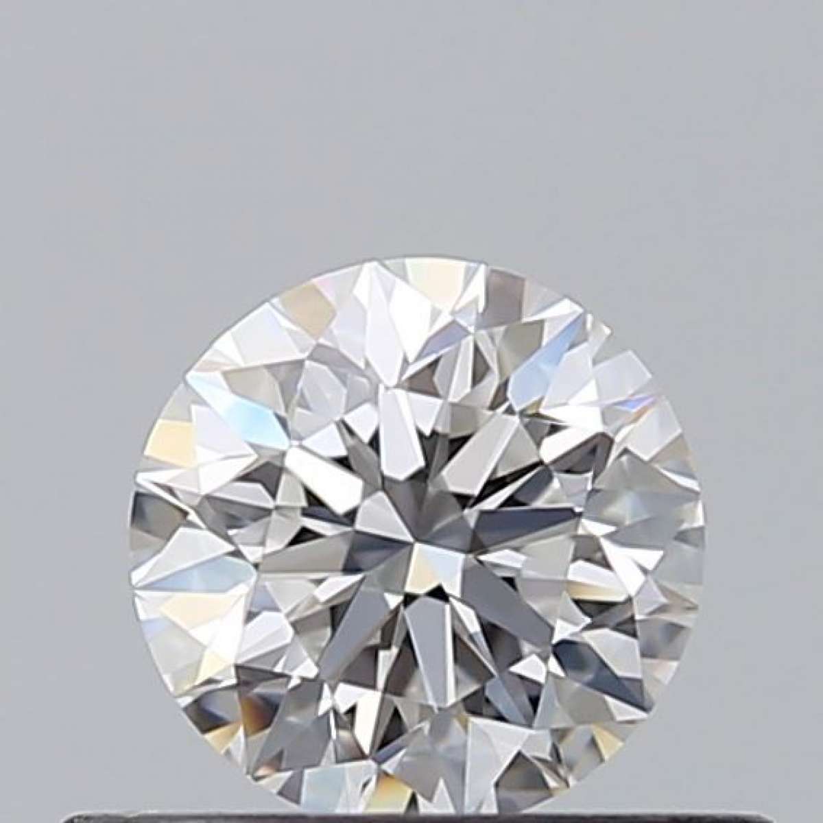 Certified Diamond GIA Carats 0.4 Color D Clarity VVS1 EX EX EX Fluorescence NON Brown No Green No Milky No EyeClean 100% Certified Diamond GIA Carats 0.4 Color D Clarity VVS1 EX EX EX Fluorescence NON Brown No Green No Milky No EyeClean 100%