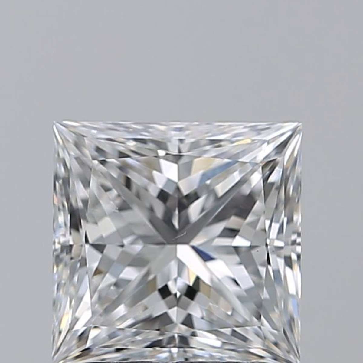 Certified Diamond GIA Carats 1.72 Color D Clarity VS2 - EX EX Fluorescence NON Brown No Green No Milky No EyeClean 100% Certified Diamond GIA Carats 1.72 Color D Clarity VS2 - EX EX Fluorescence NON Brown No Green No Milky No EyeClean 100%