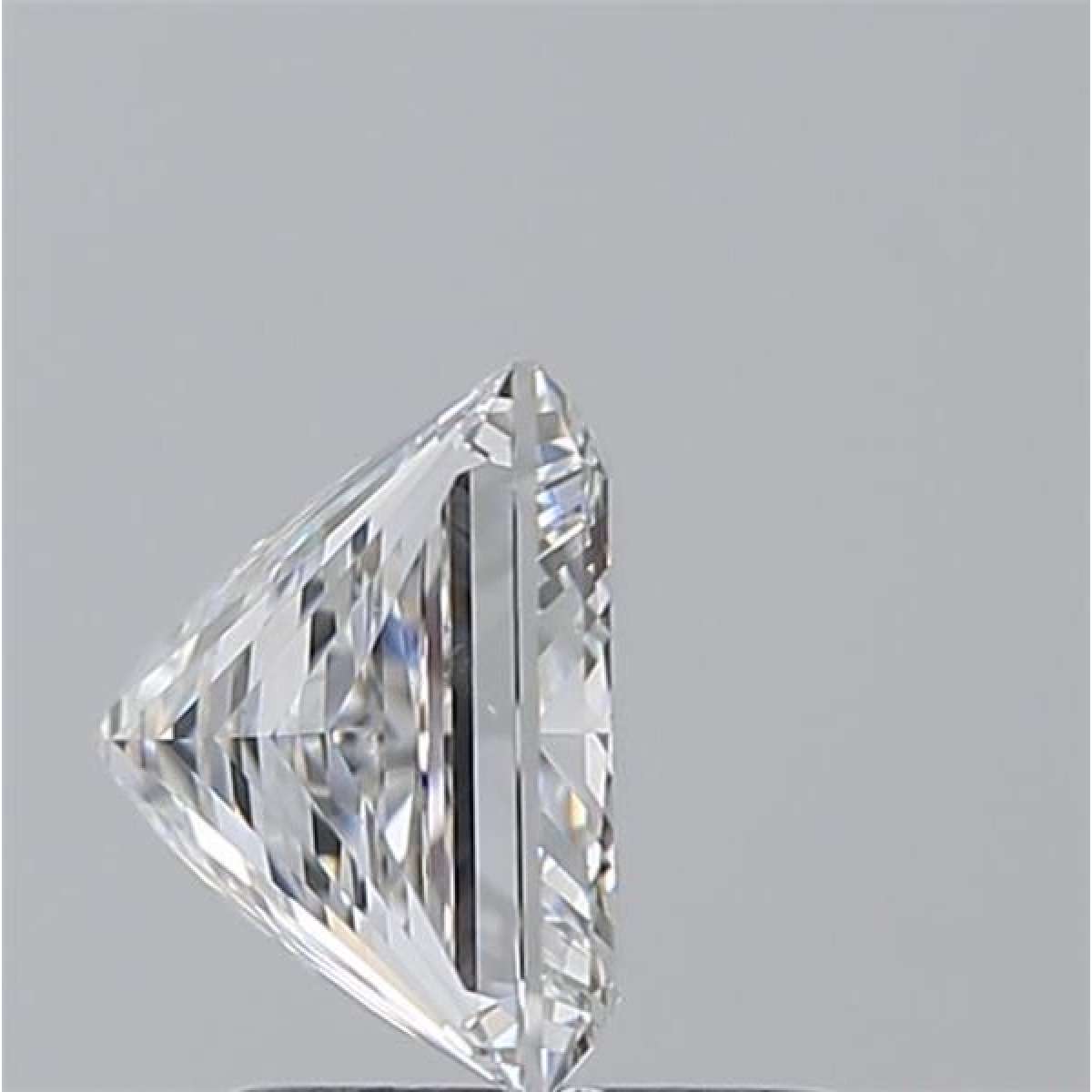 Diamante Certificato GIA Carati 1.72 Colore D Purezza VS2  -  EX  EX Fluorescenza NON Brown No Green No Milky No EyeClean 100%