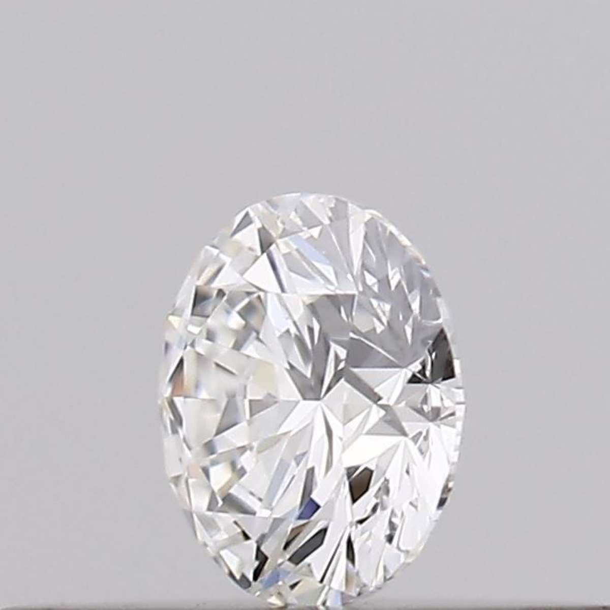 Diamante Certificato GIA Carati 0.18 Colore E Purezza SI1 EX EX EX Fluorescenza NON Brown No Green No Milky No EyeClean 100% Diamante Certificato GIA Carati 0.18 Colore E Purezza SI1 EX EX EX Fluorescenza NON Brown No Green No Milky No EyeClean 100%