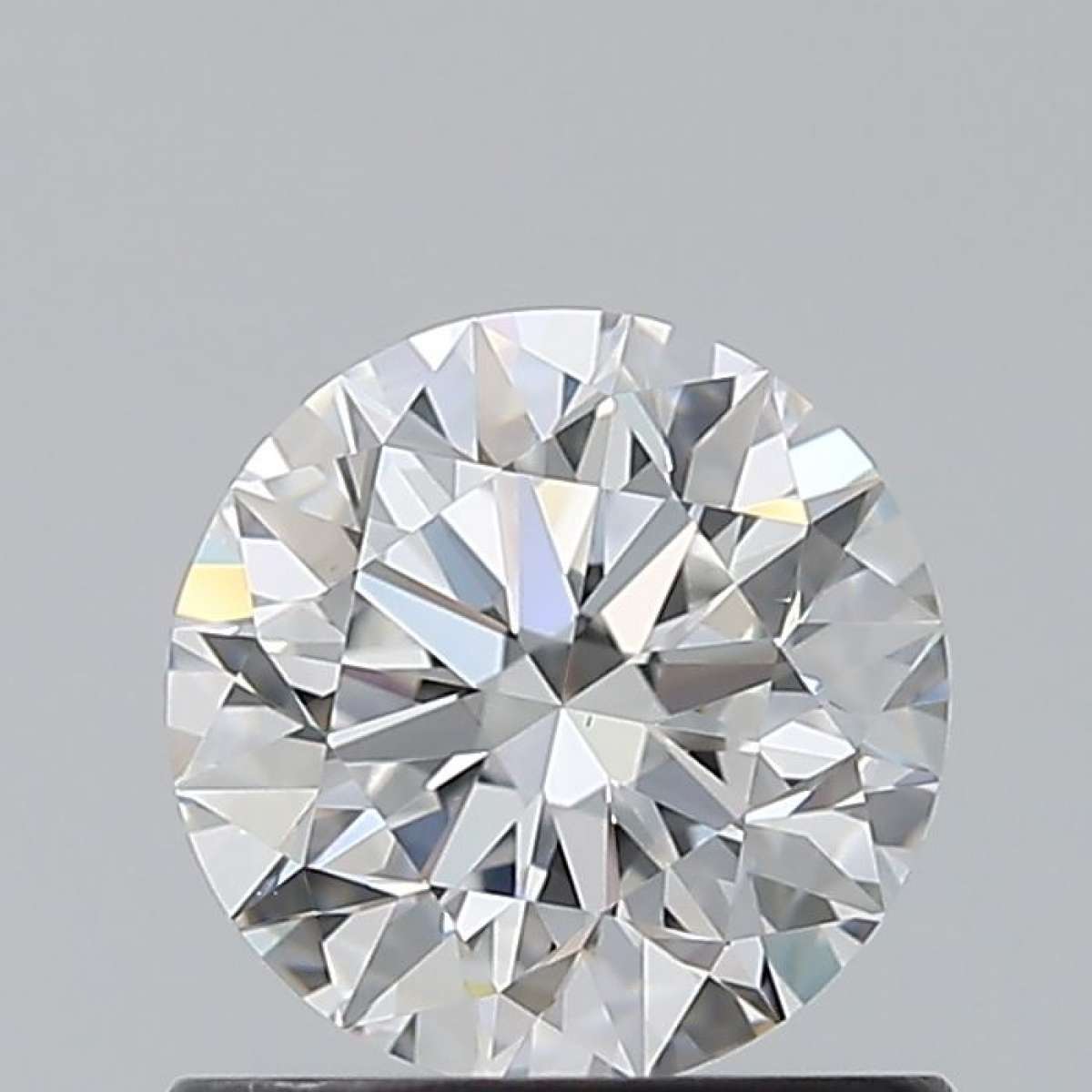 Certified Diamond GIA Carats 0.8 Color E Clarity VS1 EX EX EX Fluorescence NON Brown No Green No Milky No EyeClean 100% Certified Diamond GIA Carats 0.8 Color E Clarity VS1 EX EX EX Fluorescence NON Brown No Green No Milky No EyeClean 100%