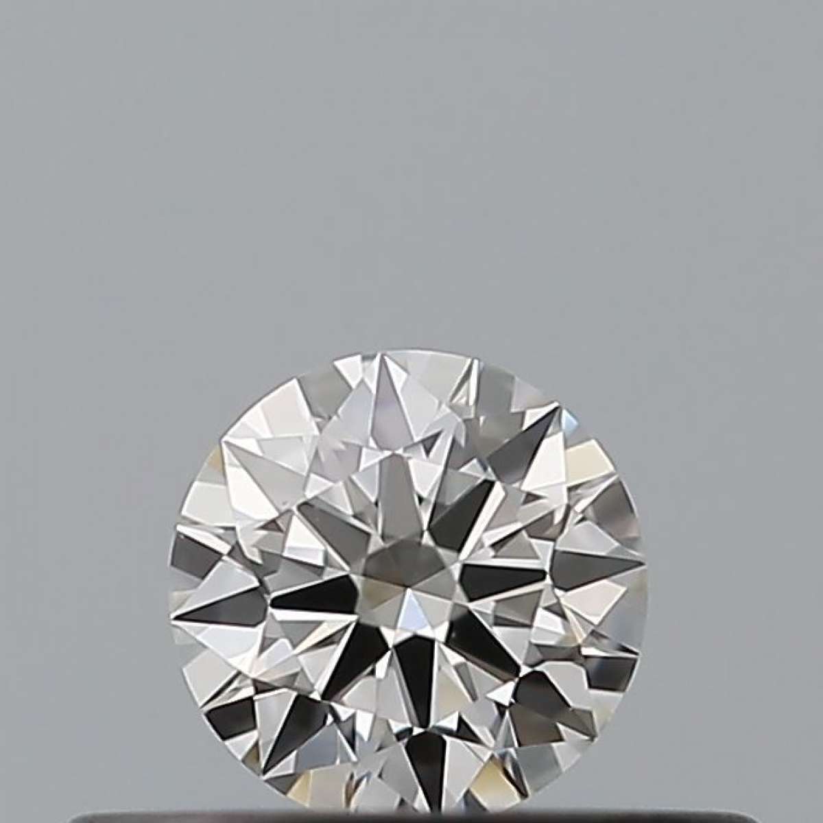 Certified Diamond IGI Carats 0.19 Color F Clarity VVS1  EX  EX  EX Fluorescence NON Brown No Milky No EyeClean 100%