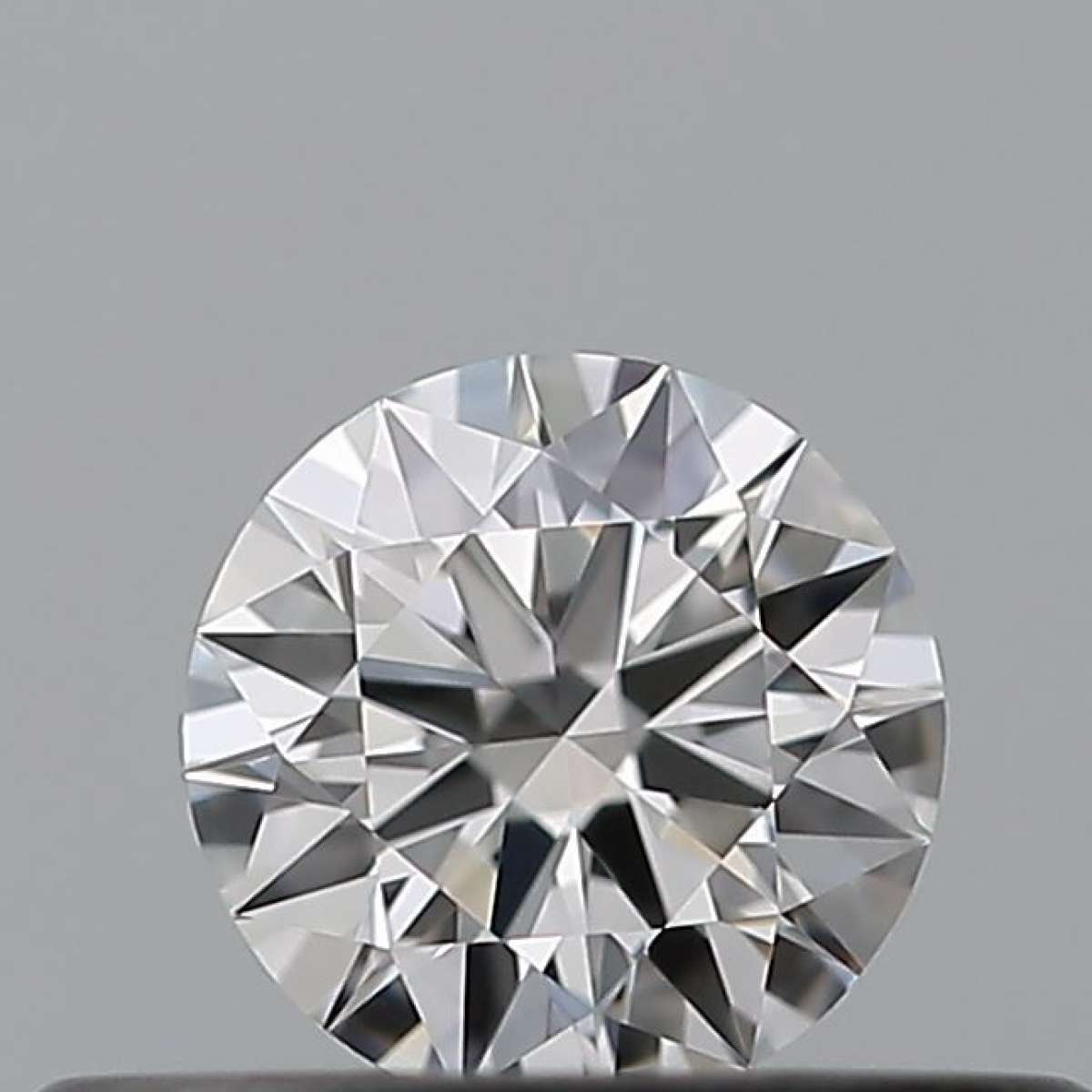 Diamante Certificato GIA Carati 0.22 Colore E Purezza IF  EX  EX  EX Fluorescenza NON Brown No Green No Milky No EyeClean 100%