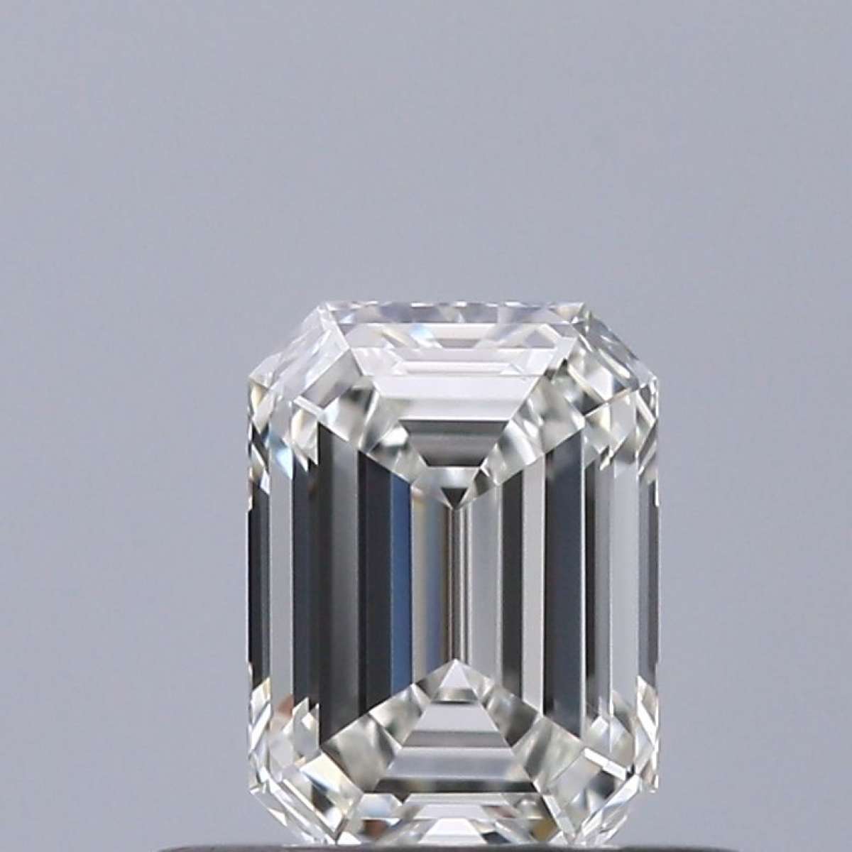 Certified Diamond IGI Carats 0.41 Color F Clarity VVS2 - EX EX Fluorescence NON Brown No Milky No EyeClean 100% Certified Diamond IGI Carats 0.41 Color F Clarity VVS2 - EX EX Fluorescence NON Brown No Milky No EyeClean 100%