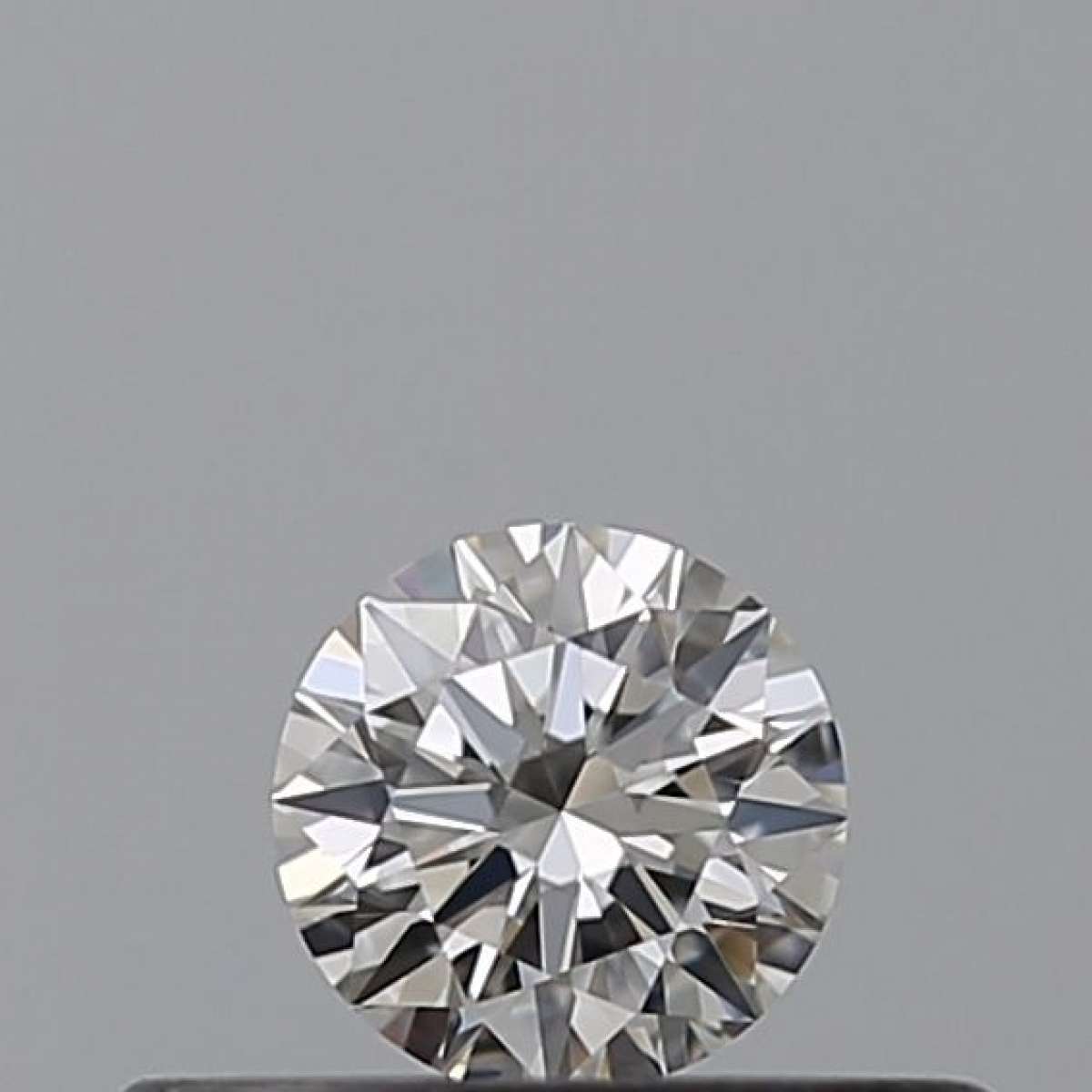 Certified Diamond IGI Carats 0.18 Color F Clarity VVS1 VG EX EX Fluorescence NON Brown No Milky No EyeClean 100% Certified Diamond IGI Carats 0.18 Color F Clarity VVS1 VG EX EX Fluorescence NON Brown No Milky No EyeClean 100%