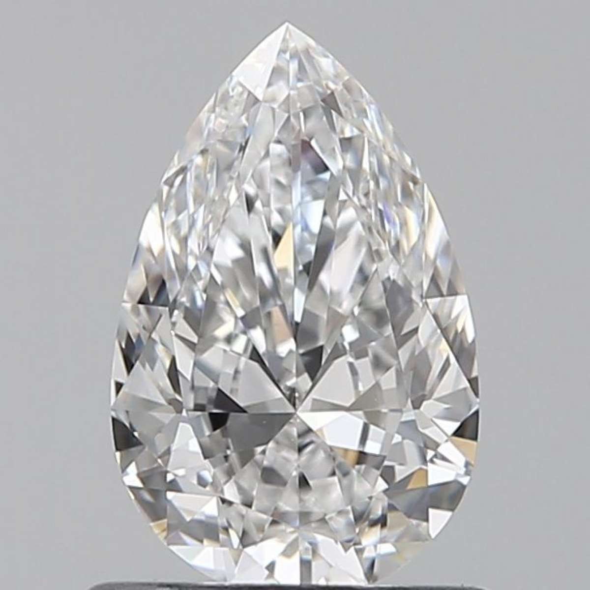 Certified Diamond GIA Carats 0.7 Color E Clarity VVS1 - EX EX Fluorescence NON Brown No Green No Milky No EyeClean 100% Certified Diamond GIA Carats 0.7 Color E Clarity VVS1 - EX EX Fluorescence NON Brown No Green No Milky No EyeClean 100%