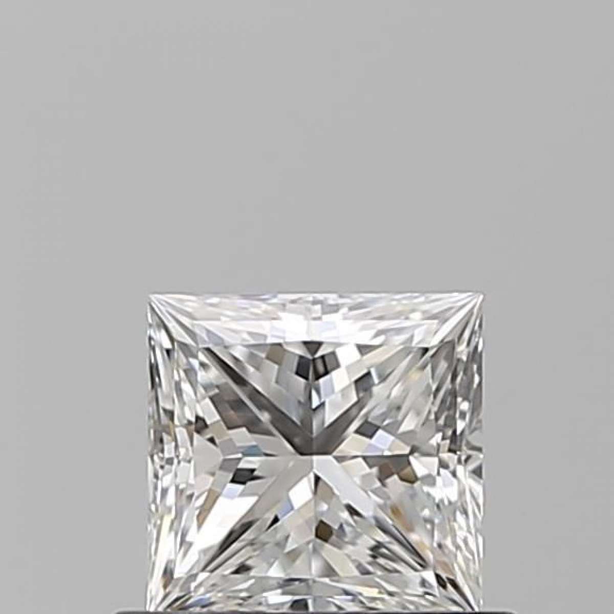 Certified Diamond GIA Carats 0.56 Color F Clarity IF  -  EX  VG Fluorescence NON Brown No Milky No EyeClean 100%