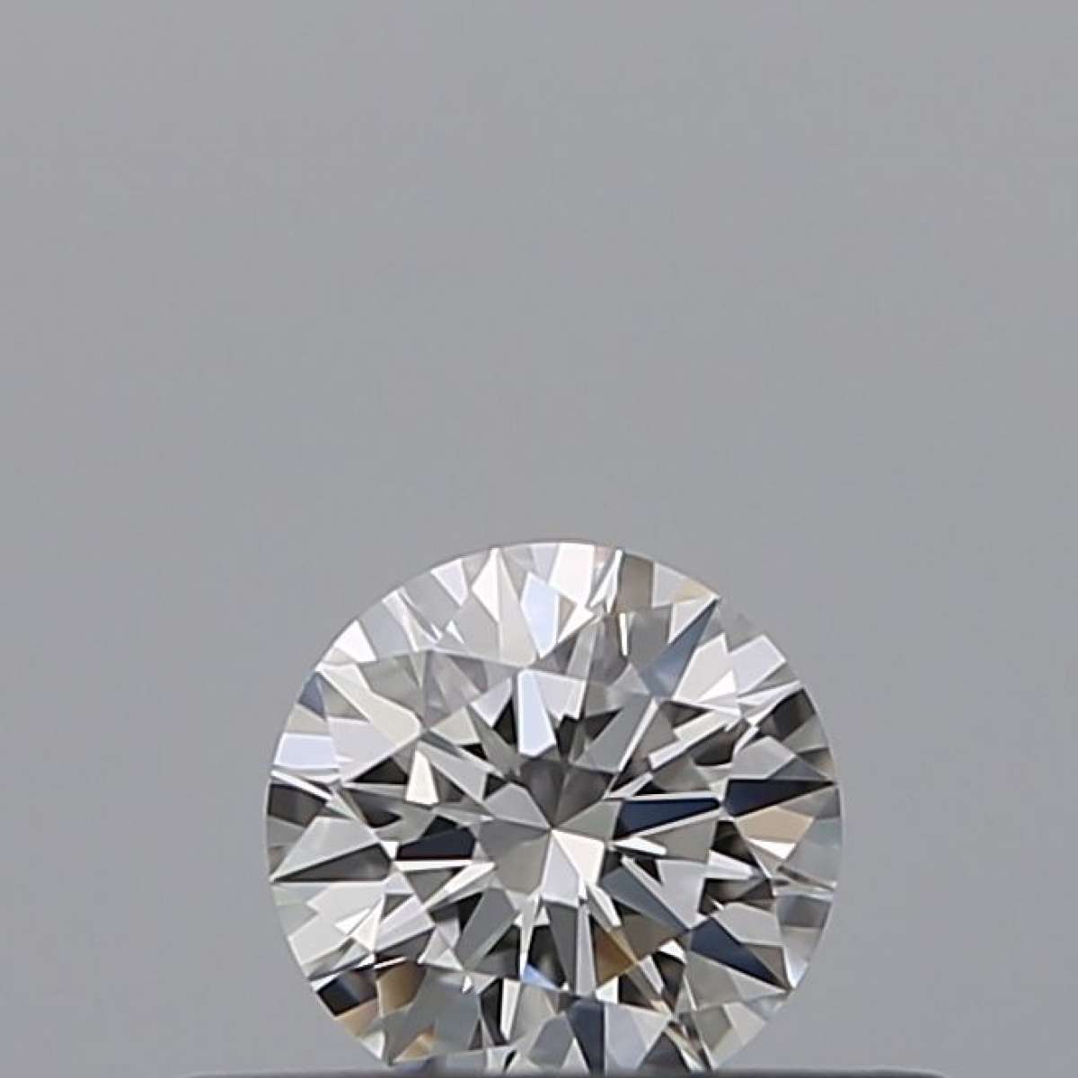 Diamante Certificato GIA Carati 0.24 Colore D Purezza VVS1 EX EX EX Fluorescenza NON Brown No Green No Milky No EyeClean 100% Diamante Certificato GIA Carati 0.24 Colore D Purezza VVS1 EX EX EX Fluorescenza NON Brown No Green No Milky No EyeClean 100%