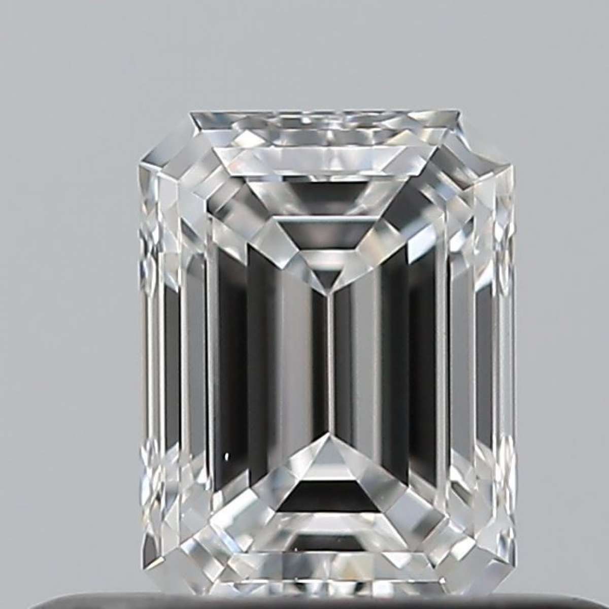 Certified Diamond GIA Carats 0.36 Color E Clarity VS1  -  EX  VG Fluorescence NON Brown No Green No Milky No EyeClean 100%