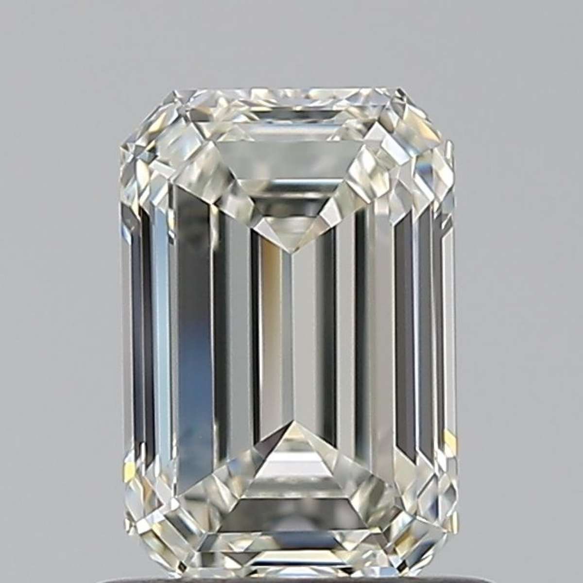 Certified Diamond HRD Carats 0.9 Color G Clarity VVS1 - EX VG Fluorescence NON Brown No Green No Milky No EyeClean 100% Certified Diamond HRD Carats 0.9 Color G Clarity VVS1 - EX VG Fluorescence NON Brown No Green No Milky No EyeClean 100%