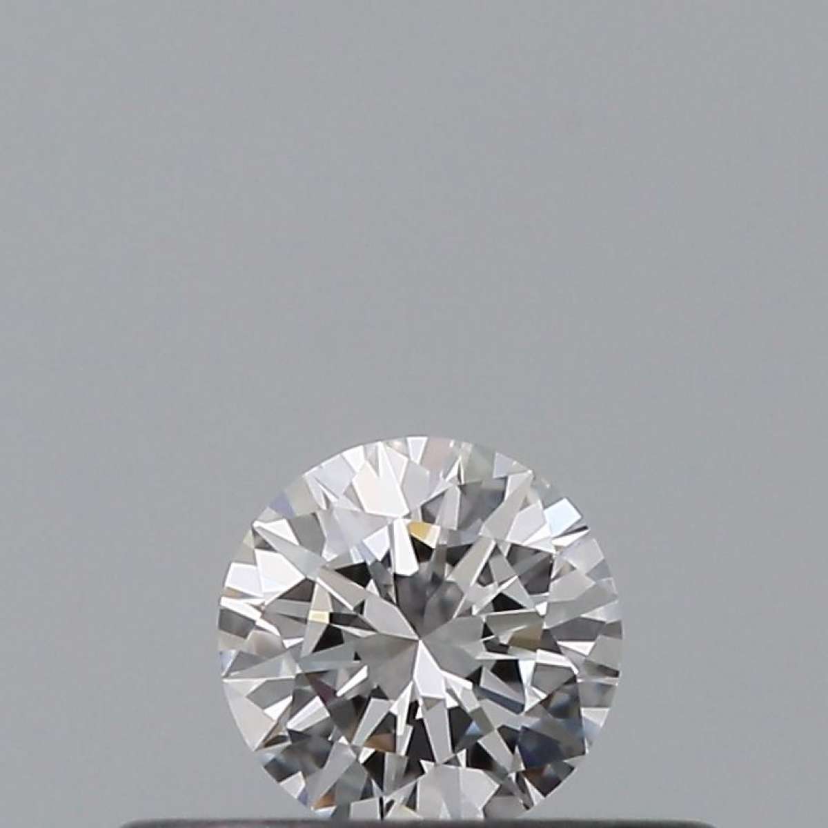 Certified Diamond IGI Carats 0.18 Color D Clarity VVS2  EX  EX  EX Fluorescence NON Brown No Green No Milky No EyeClean 100%