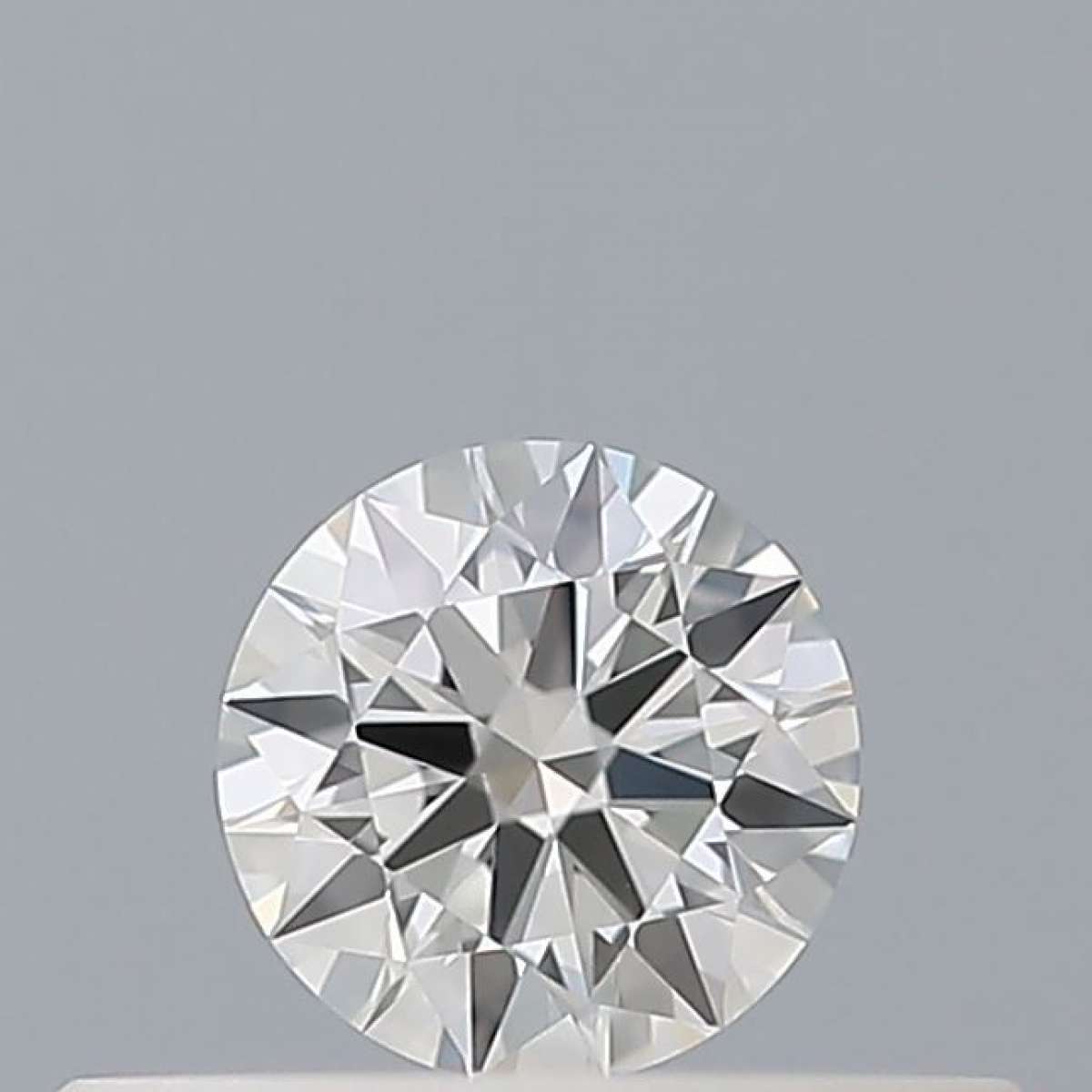 Diamante Certificato GIA Carati 0.18 Colore H Purezza VVS2  EX  EX  EX Fluorescenza MED Brown No Milky No EyeClean 100%