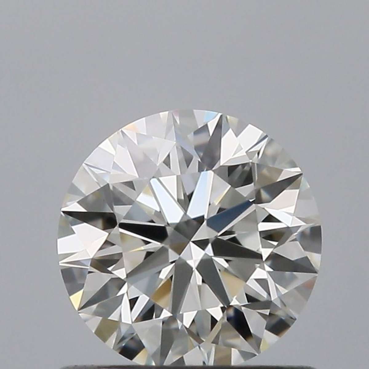 Certified Diamond IGI Carats 0.63 Color G Clarity VVS1  EX  EX  EX Fluorescence NON Brown No Milky No EyeClean 100%