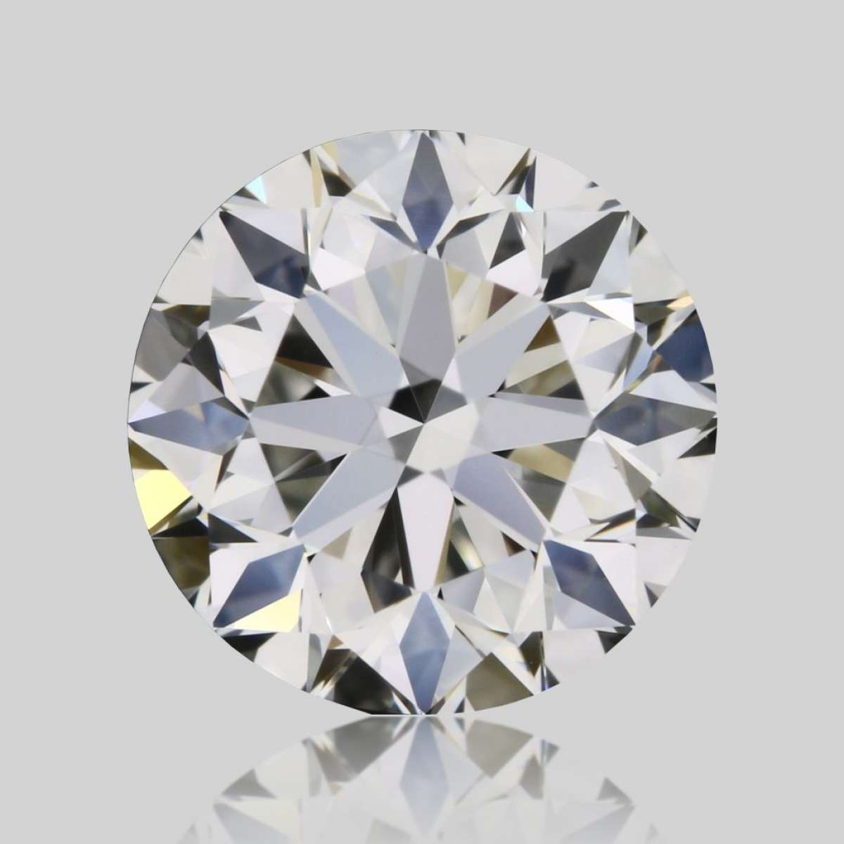 Certified Diamond HRD Carats 1.01 Color G Clarity VVS2  VG  EX  VG Fluorescence NON Brown No Green No Milky No EyeClean 100%
