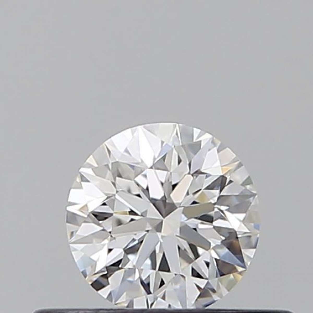 Certified Diamond GIA Carats 0.32 Color E Clarity VVS1 EX VG EX Fluorescence NON Brown No Green No Milky No EyeClean 100% Certified Diamond GIA Carats 0.32 Color E Clarity VVS1 EX VG EX Fluorescence NON Brown No Green No Milky No EyeClean 100%