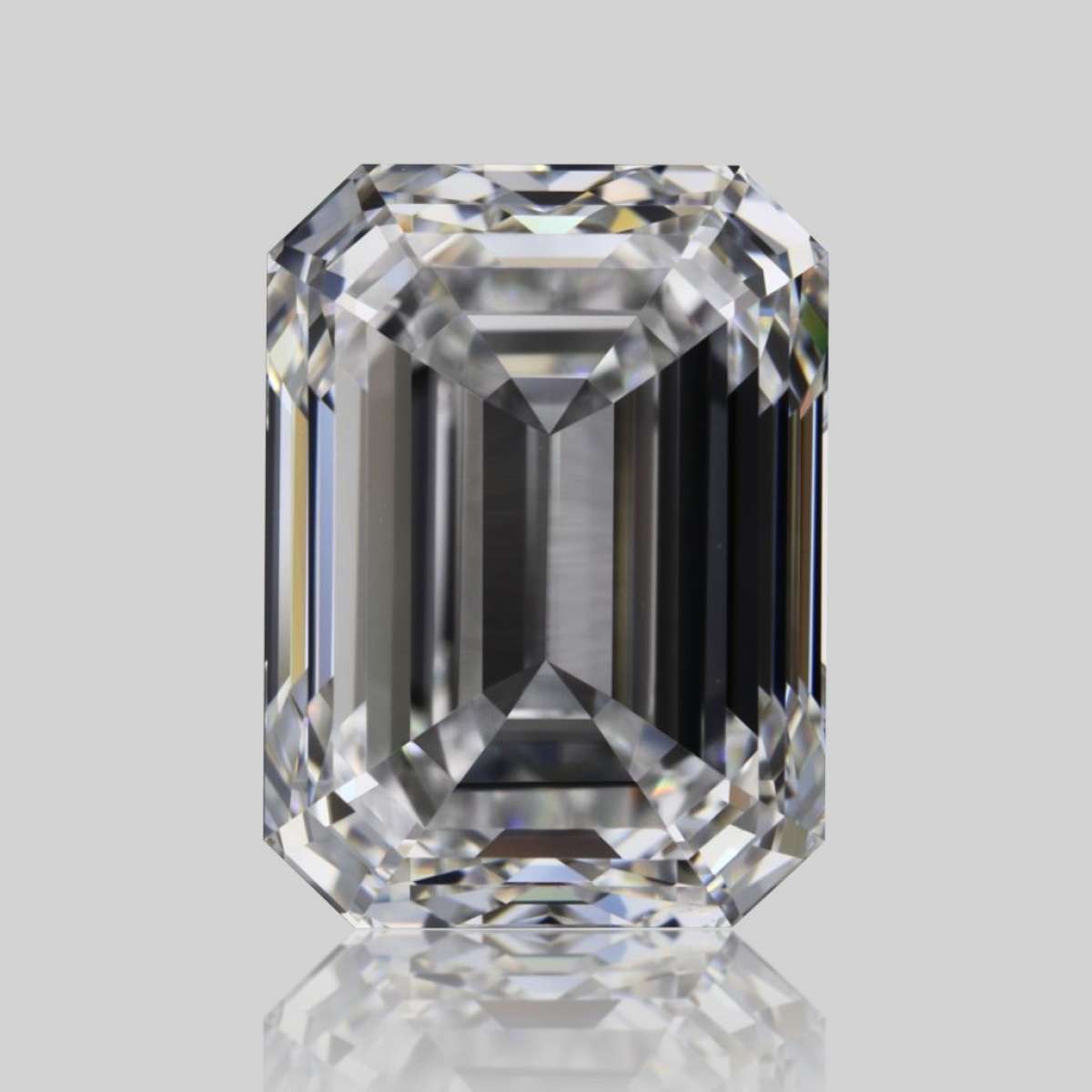 Certified Diamond GIA Carats 1.5 Color D Clarity VVS1  -  EX  VG Fluorescence NON Brown No Green No Milky No EyeClean 100%