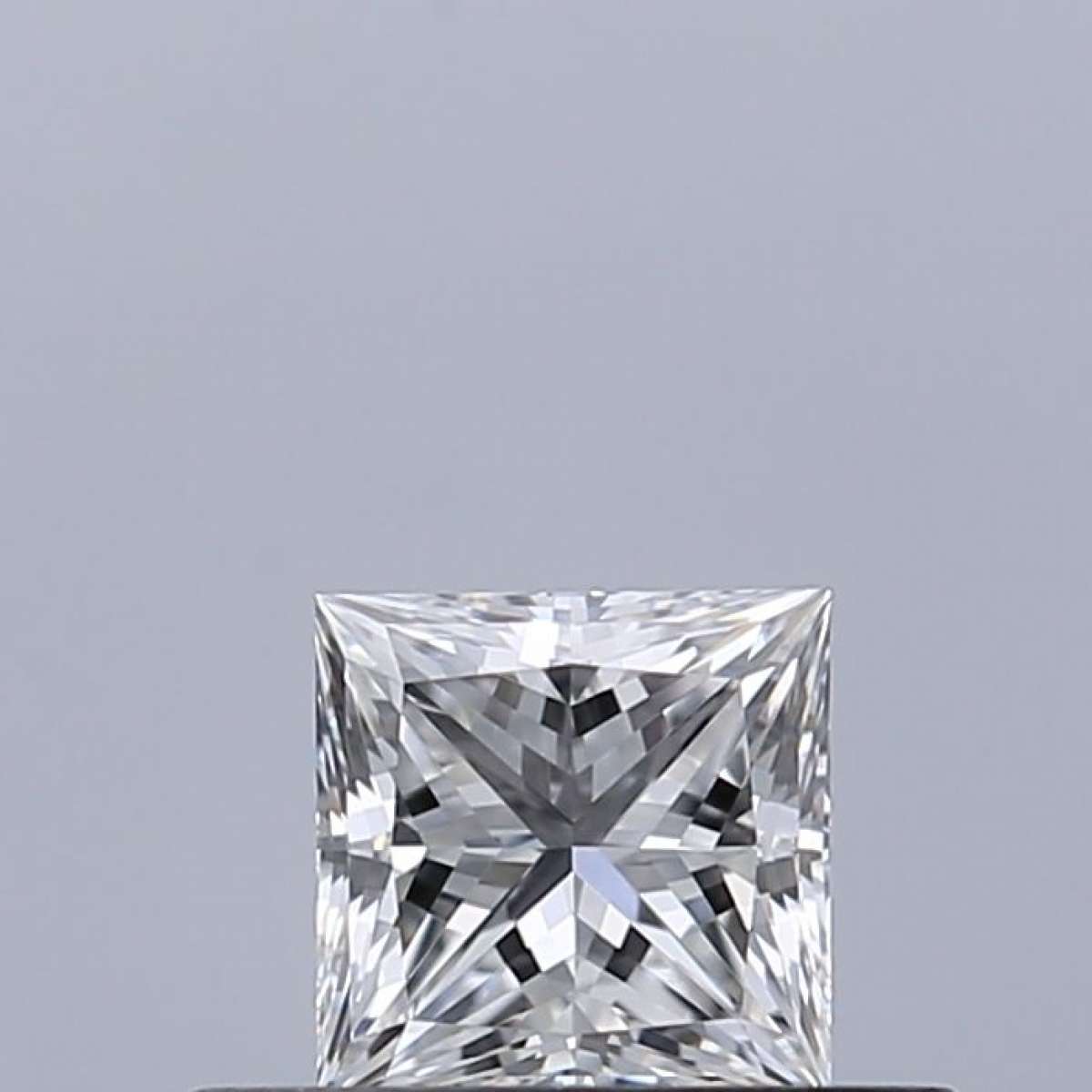 Certified Diamond GIA Carats 0.33 Color E Clarity VVS1 - EX VG Fluorescence NON Brown No Green No Milky No EyeClean 100% Certified Diamond GIA Carats 0.33 Color E Clarity VVS1 - EX VG Fluorescence NON Brown No Green No Milky No EyeClean 100%