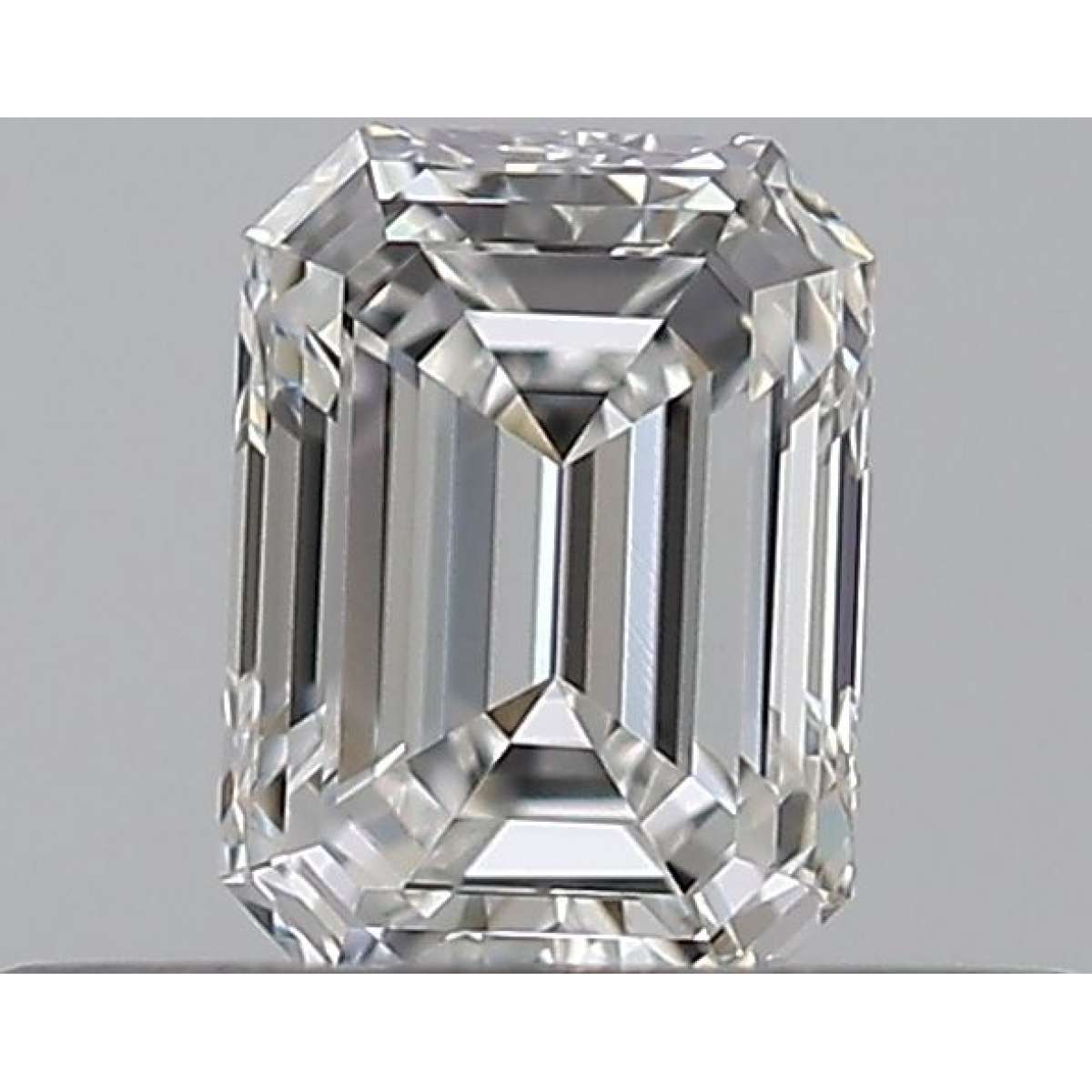 Diamante Certificato GIA Carati 0.31 Colore E Purezza VVS2 - VG VG Fluorescenza NON Brown No Green No Milky No EyeClean 100% Diamante Certificato GIA Carati 0.31 Colore E Purezza VVS2 - VG VG Fluorescenza NON Brown No Green No Milky No EyeClean 100%