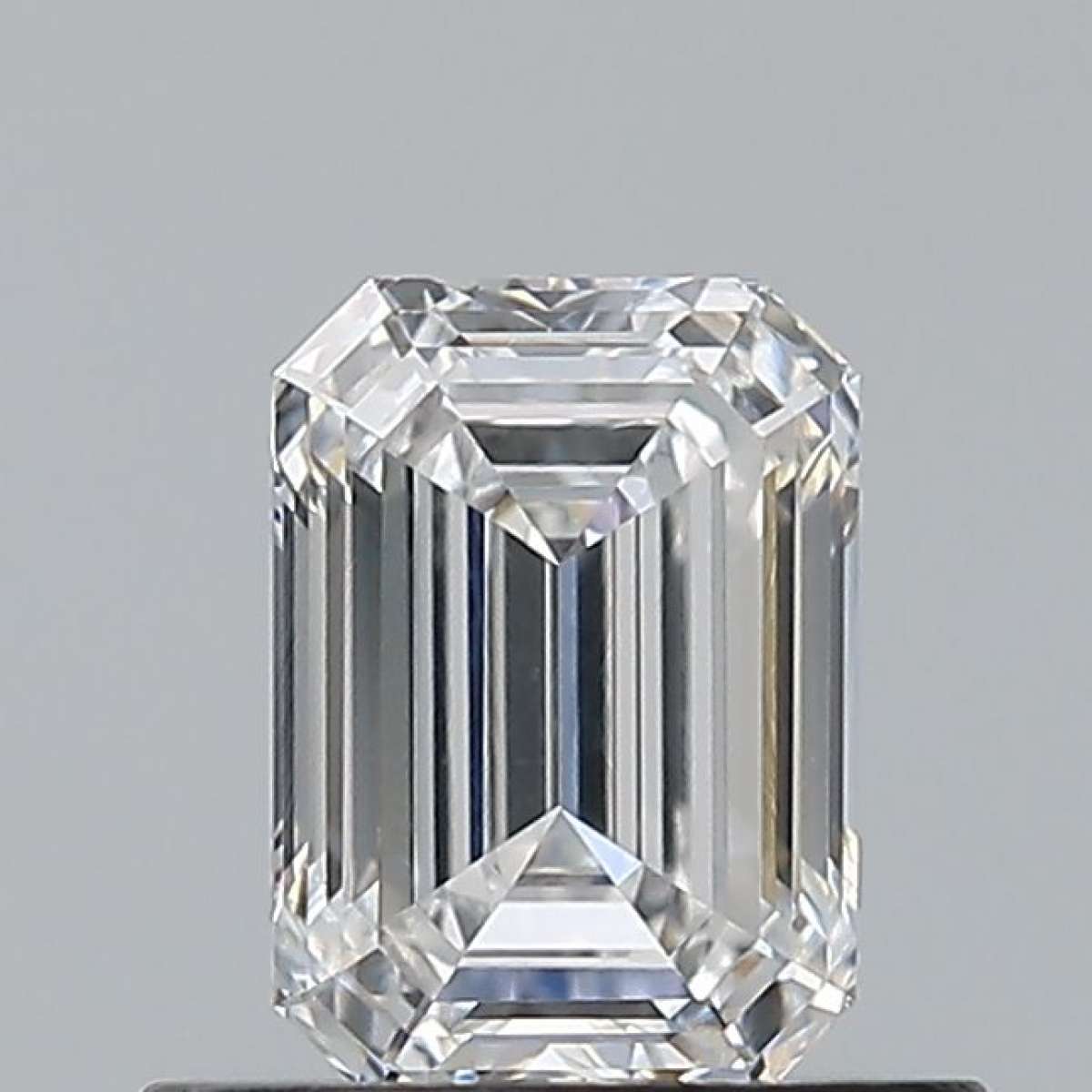 Certified Diamond GIA Carats 0.6 Color E Clarity VS1 - EX EX Fluorescence FNT Brown No Green No Milky No EyeClean 100% Certified Diamond GIA Carats 0.6 Color E Clarity VS1 - EX EX Fluorescence FNT Brown No Green No Milky No EyeClean 100%