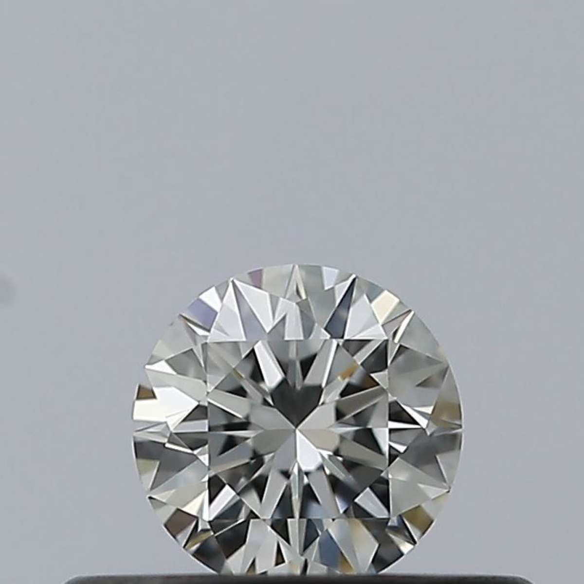 Diamante Certificato GIA Carati 0.22 Colore E Purezza IF EX EX EX Fluorescenza NON Brown No Green No Milky No EyeClean 100% Diamante Certificato GIA Carati 0.22 Colore E Purezza IF EX EX EX Fluorescenza NON Brown No Green No Milky No EyeClean 100%