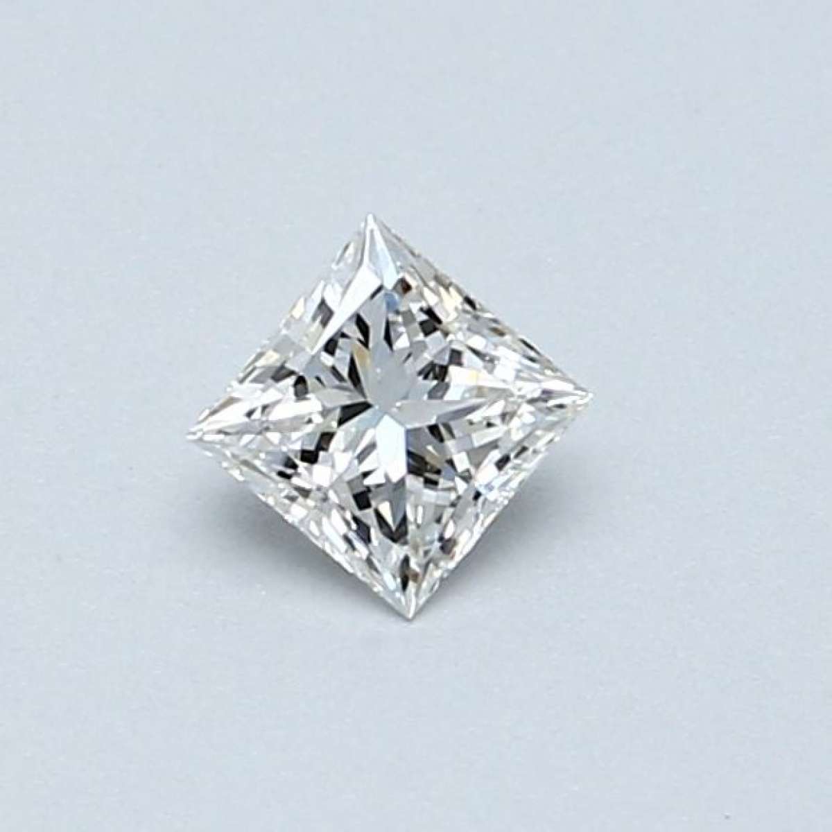 Diamante Certificato GIA Carati 0.3 Colore G Purezza VS2  -  EX  VG Fluorescenza NON Brown No Green No Milky No EyeClean 100%