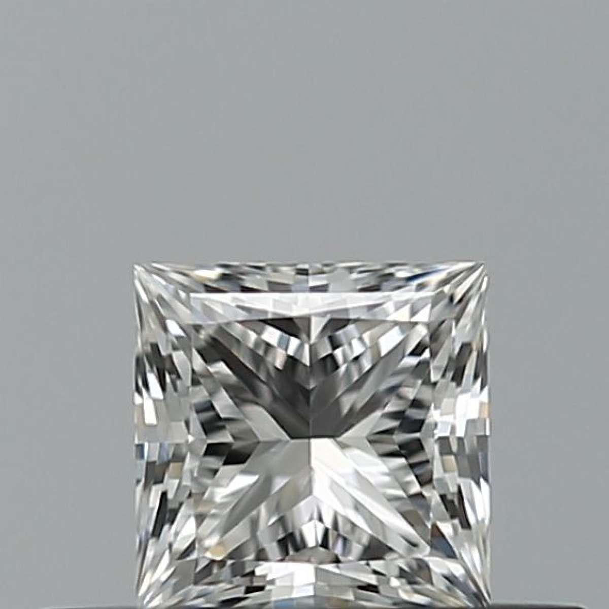 Certified Diamond GIA Carats 0.34 Color G Clarity VVS1  -  EX  VG Fluorescence FNT Brown No Milky No EyeClean 100%