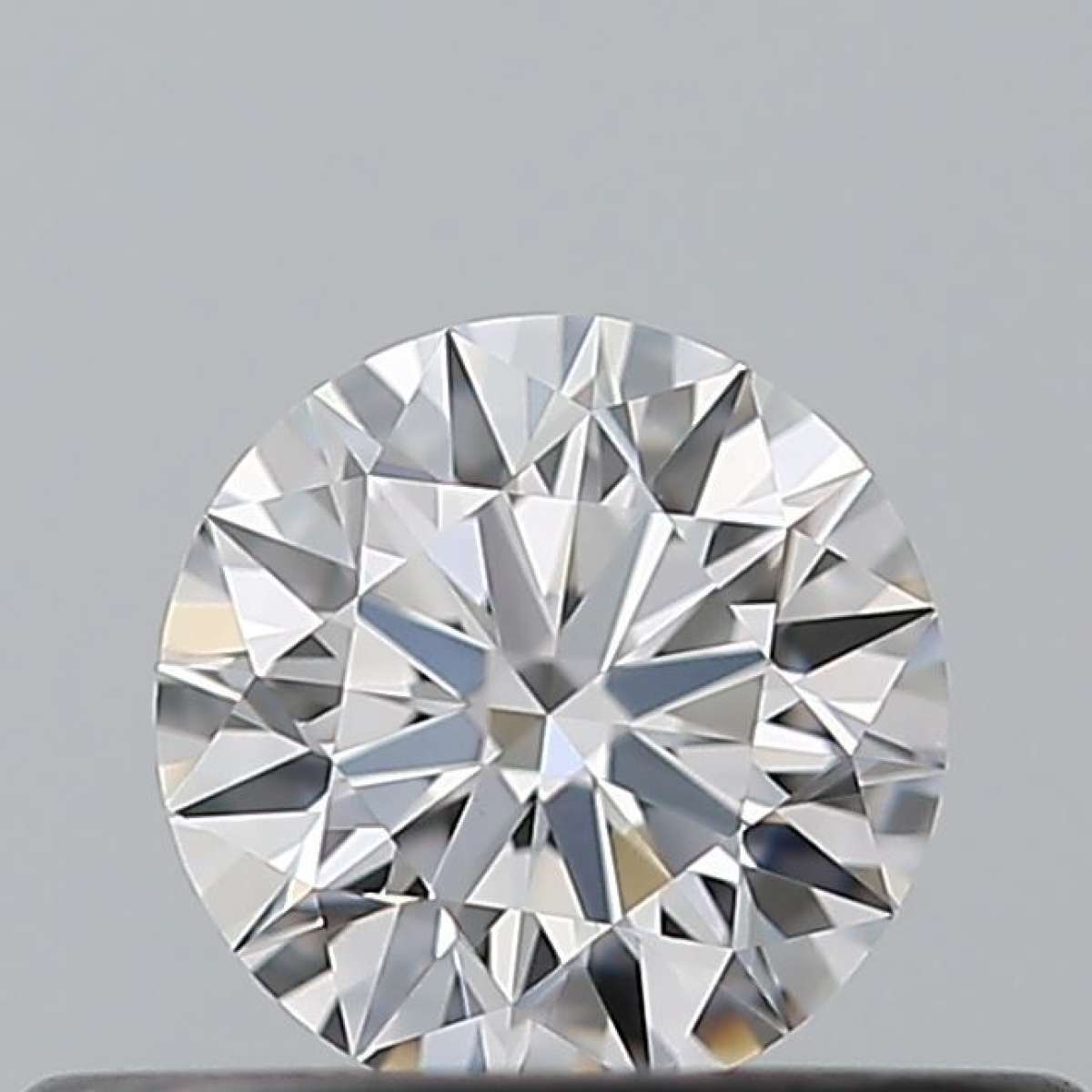 Diamante Certificato GIA Carati 0.27 Colore E Purezza VVS1 EX VG EX Fluorescenza NON Brown No Green No Milky No EyeClean 100% Diamante Certificato GIA Carati 0.27 Colore E Purezza VVS1 EX VG EX Fluorescenza NON Brown No Green No Milky No EyeClean 100%