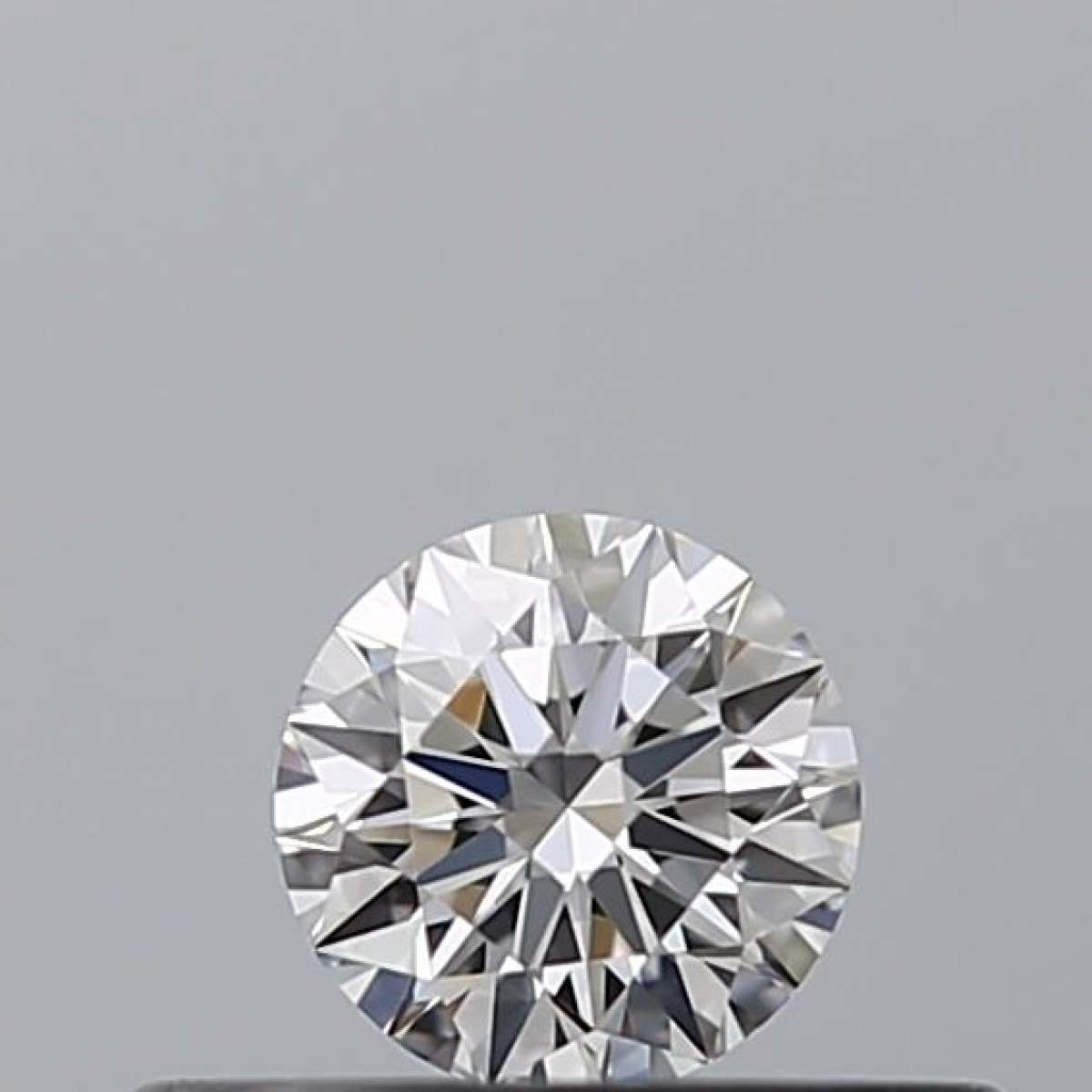 Certified Diamond GIA Carats 0.18 Color D Clarity VVS2 EX EX EX Fluorescence NON Brown No Green No Milky No EyeClean 100% Certified Diamond GIA Carats 0.18 Color D Clarity VVS2 EX EX EX Fluorescence NON Brown No Green No Milky No EyeClean 100%