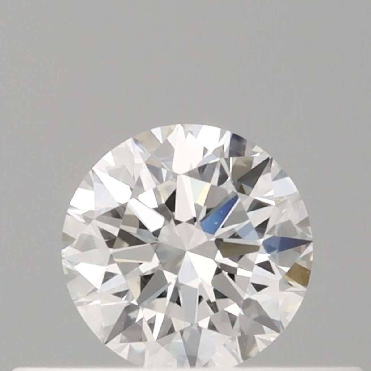 Diamante Certificato GIA Carati 0.3 Colore F Purezza VVS1  VG  EX  VG Fluorescenza NON Brown No Green No Milky No EyeClean 100%