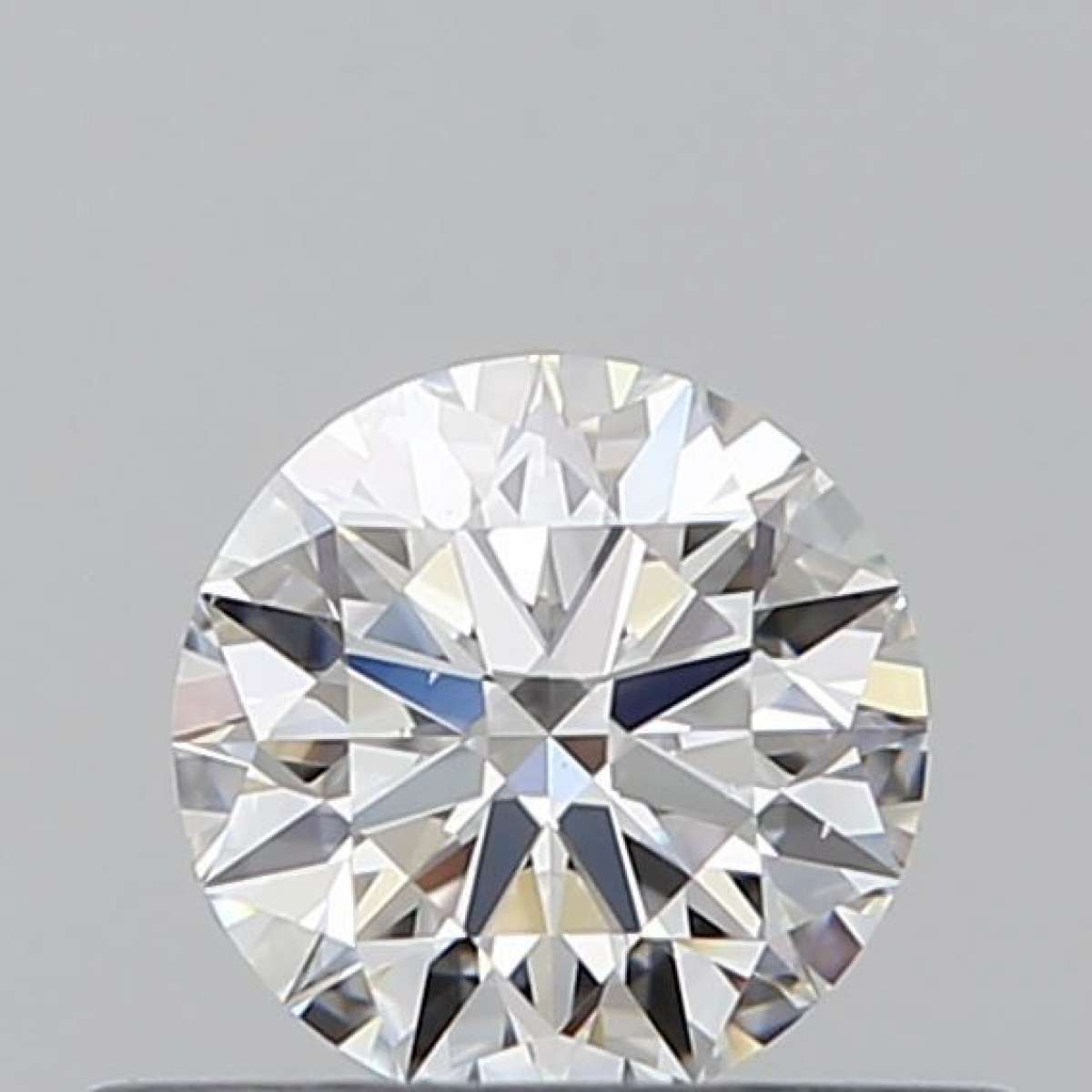 Certified Diamond GIA Carats 0.4 Color E Clarity VS2 EX EX EX Fluorescence NON Brown No Green No Milky No EyeClean 100% Certified Diamond GIA Carats 0.4 Color E Clarity VS2 EX EX EX Fluorescence NON Brown No Green No Milky No EyeClean 100%