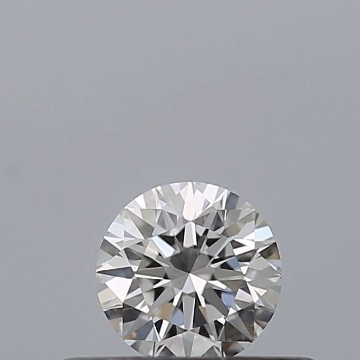 Certified Diamond GIA Carats 0.24 Color E Clarity VVS1  EX  EX  EX Fluorescence NON Brown No Green No Milky No EyeClean 100% Certified Diamond GIA Carats 0.24 Color E Clarity VVS1  EX  EX  EX Fluorescence NON Brown No Green No Milky No EyeClean 100%