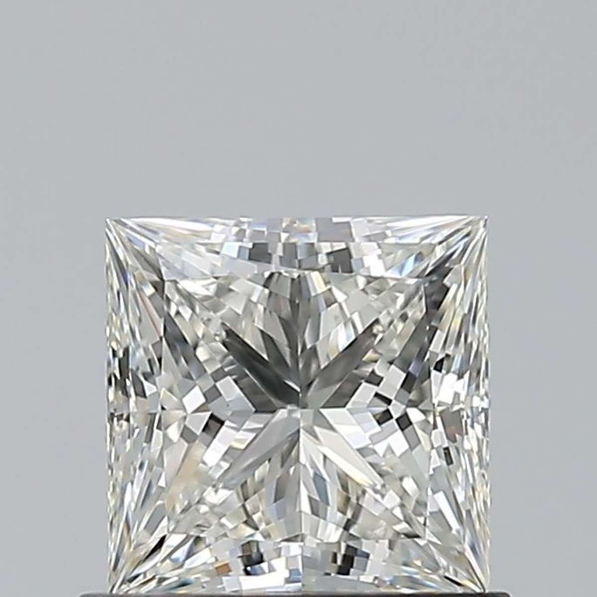 Diamante Certificato HRD Carati 0.8 Colore G Purezza VS1  -  EX  VG Fluorescenza NON Brown No Green No Milky No EyeClean 100%