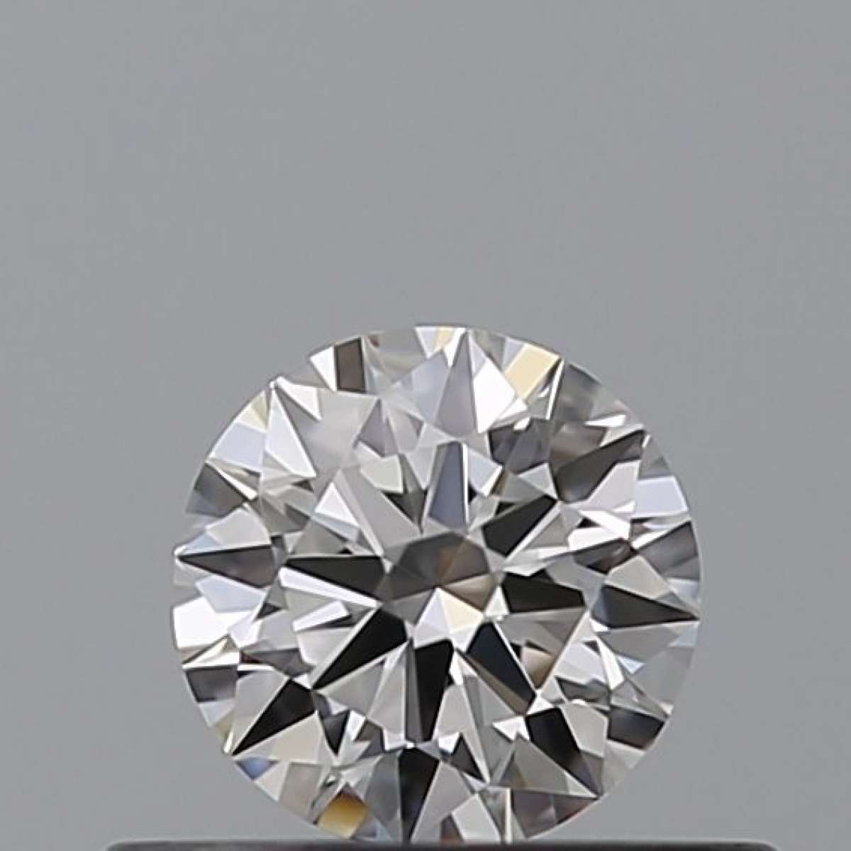 Diamante Certificato GIA Carati 0.28 Colore F Purezza VVS1  EX  EX  EX Fluorescenza NON Brown No Milky No EyeClean 100% Diamante Certificato GIA Carati 0.28 Colore F Purezza VVS1  EX  EX  EX Fluorescenza NON Brown No Milky No EyeClean 100%