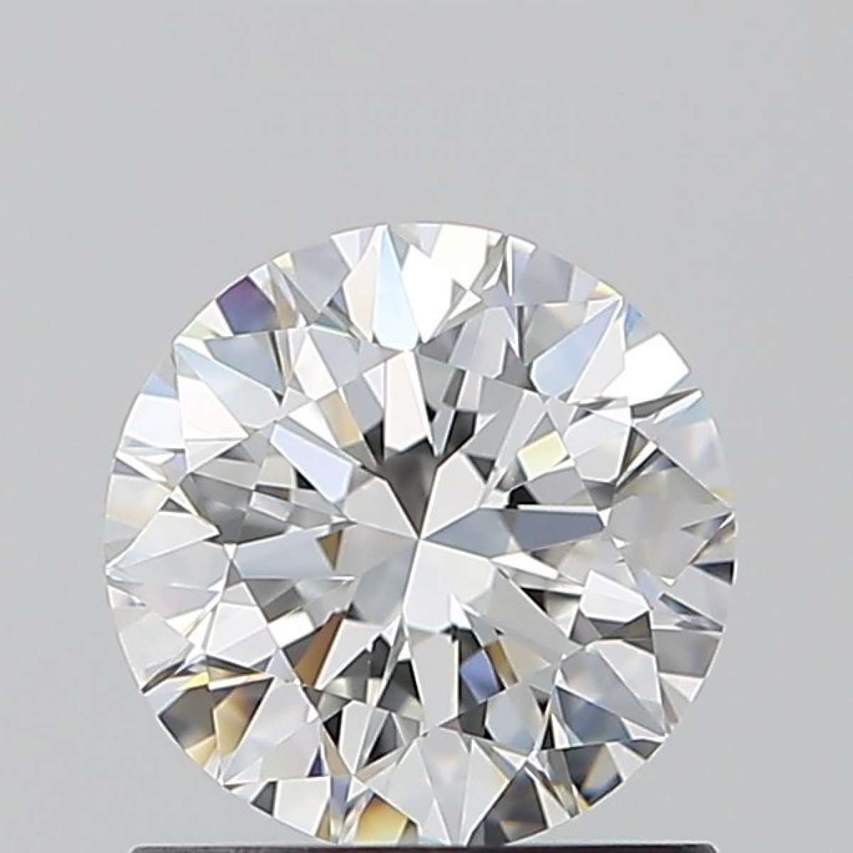 Certified Diamond GIA Carats 1.0 Color E Clarity VS1 EX EX EX Fluorescence FNT Brown No Green No Milky No EyeClean 100% Certified Diamond GIA Carats 1.0 Color E Clarity VS1 EX EX EX Fluorescence FNT Brown No Green No Milky No EyeClean 100%