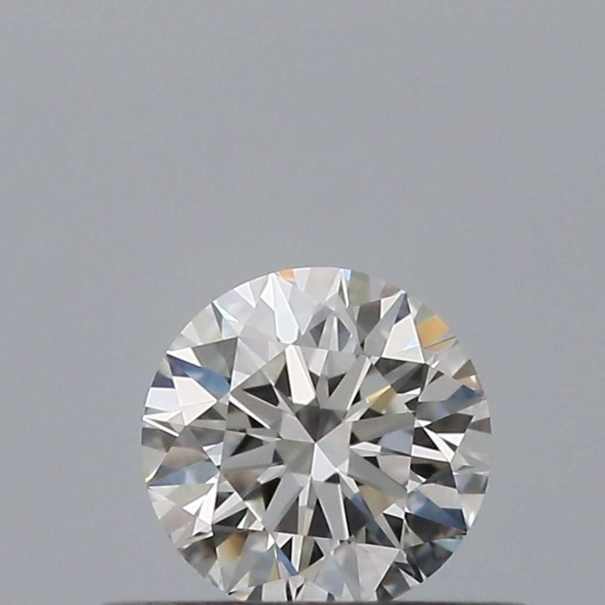 Diamante Certificato GIA Carati 0.31 Colore F Purezza VS1  EX  EX  EX Fluorescenza NON Brown No Milky No EyeClean 100%