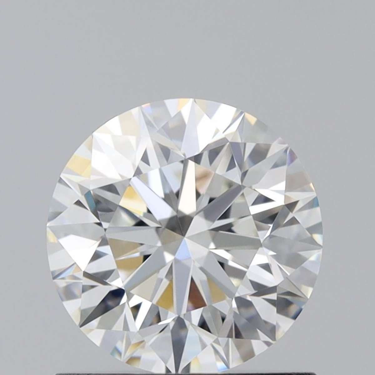 Certified Diamond GIA Carats 0.92 Color G Clarity VVS1 EX EX EX Fluorescence NON Brown No Green No Milky No EyeClean 100% Certified Diamond GIA Carats 0.92 Color G Clarity VVS1 EX EX EX Fluorescence NON Brown No Green No Milky No EyeClean 100%