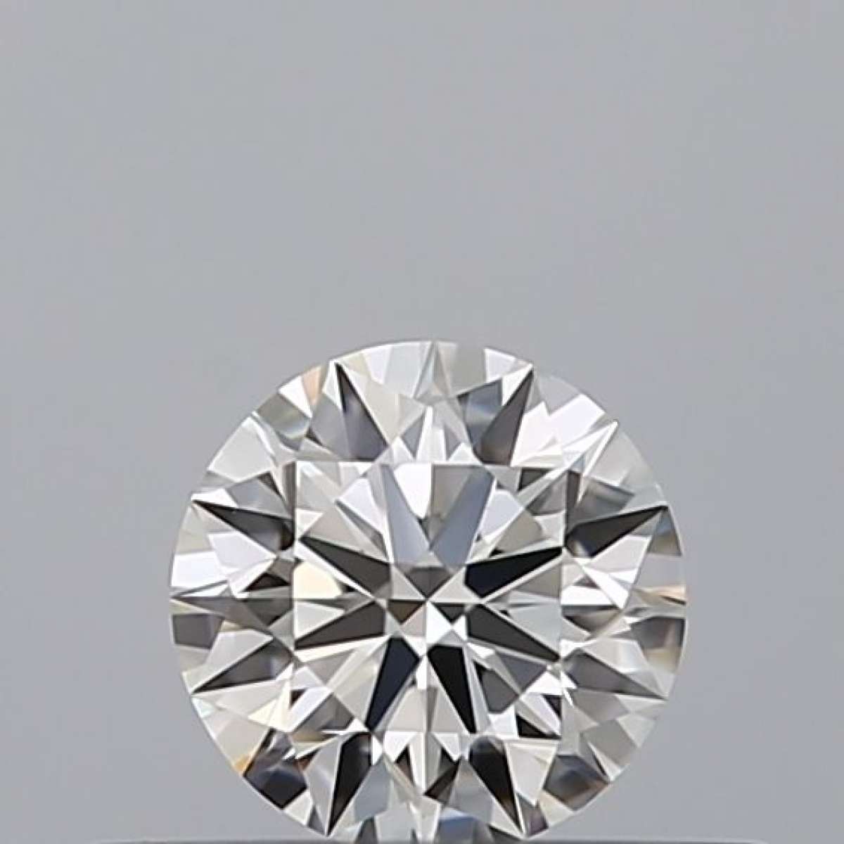 Diamante Certificato GIA Carati 0.24 Colore E Purezza VVS1  EX  EX  EX Fluorescenza NON Brown No Green No Milky No EyeClean 100%