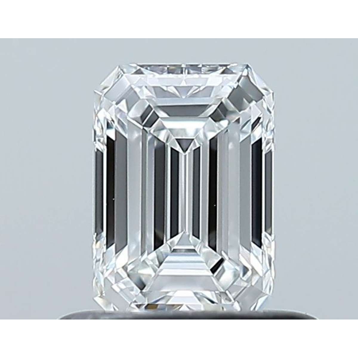 Certified Diamond GIA Carats 0.53 Color E Clarity VVS1 - EX VG Fluorescence NON Brown No Green No Milky No EyeClean 100% Certified Diamond GIA Carats 0.53 Color E Clarity VVS1 - EX VG Fluorescence NON Brown No Green No Milky No EyeClean 100%