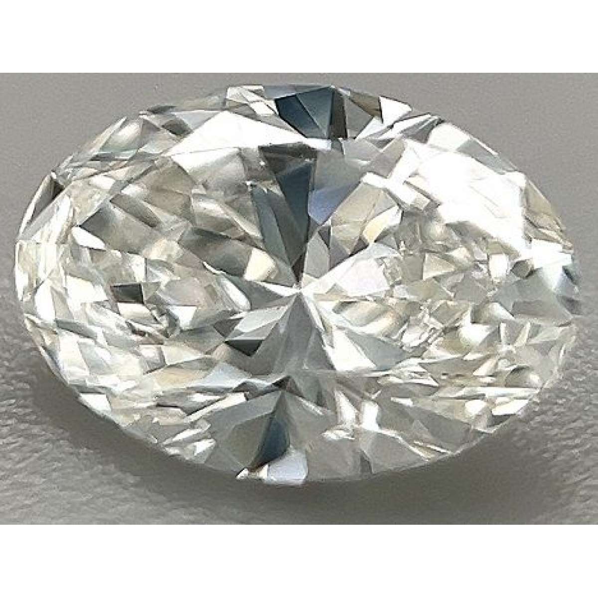 Certified Diamond GIA Carats 0.71 Color G Clarity VS1 - EX EX Fluorescence MED Brown No Green No Milky No EyeClean 100% Certified Diamond GIA Carats 0.71 Color G Clarity VS1 - EX EX Fluorescence MED Brown No Green No Milky No EyeClean 100%