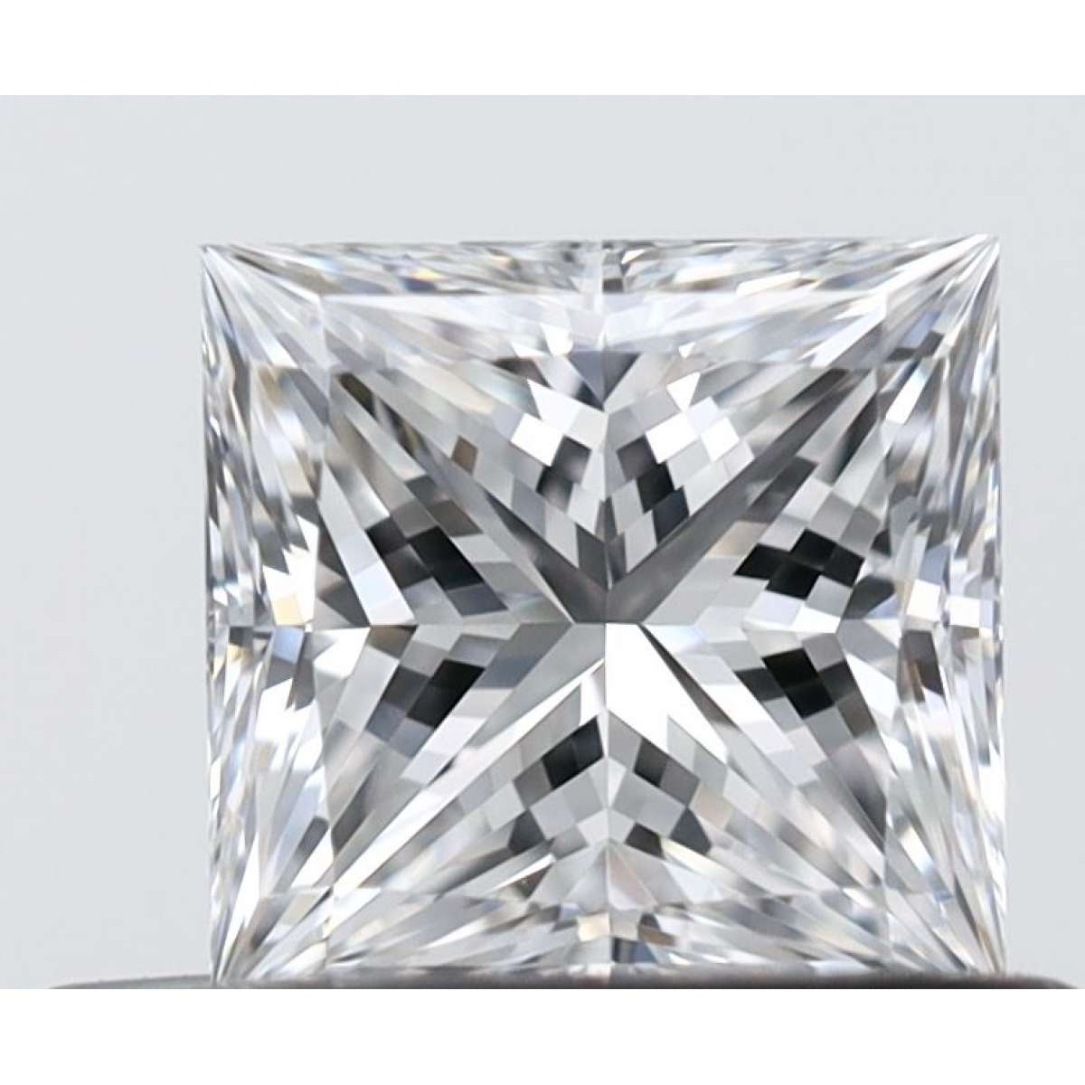 Diamante Certificato GIA Carati 0.4 Colore E Purezza VVS2  -  EX  VG Fluorescenza NON Brown No Green No Milky No EyeClean 100%