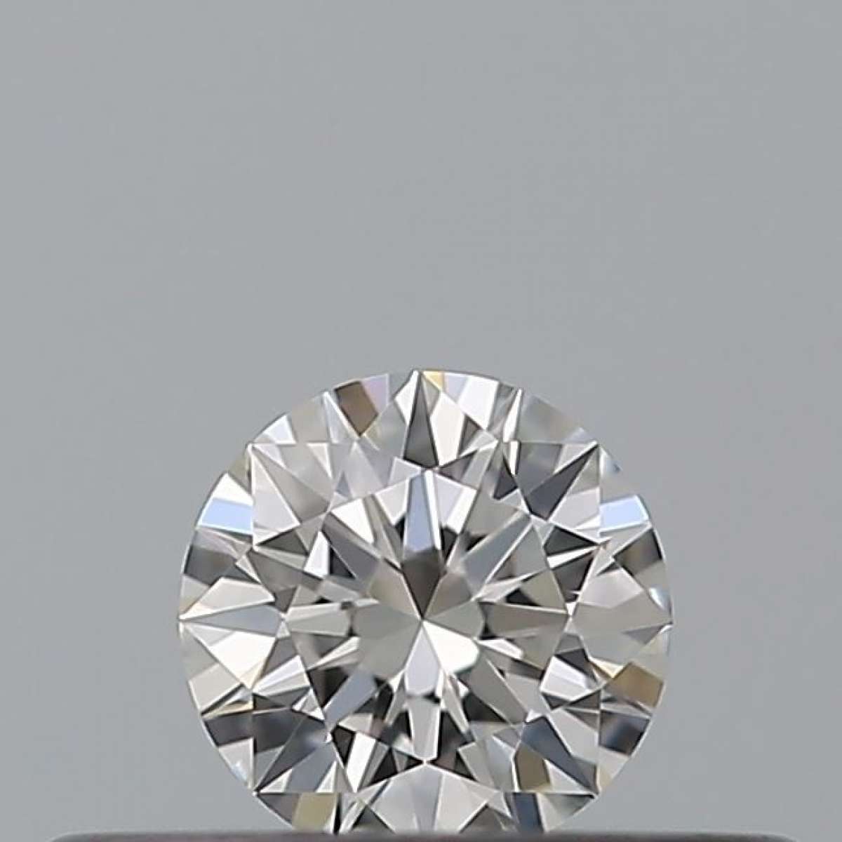 Diamante Certificato GIA Carati 0.18 Colore G Purezza VVS1  VG  EX  EX Fluorescenza NON Brown No Milky No EyeClean 100%